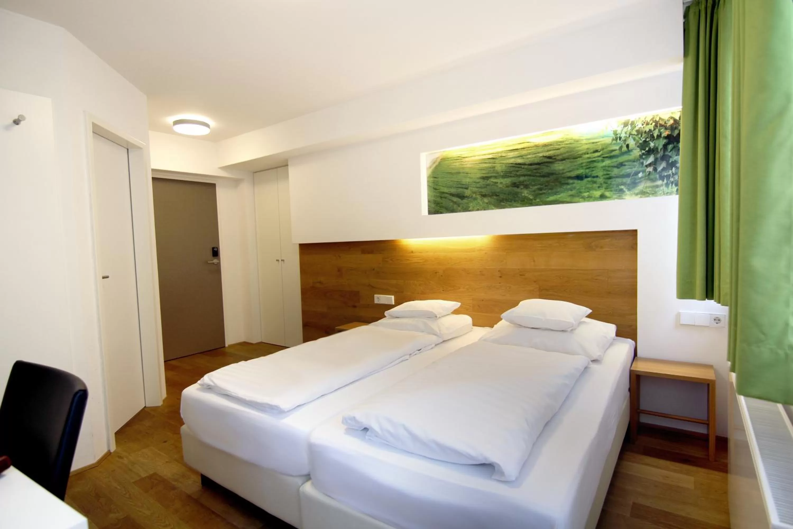 Bed in Hotel-Restaurant Ochsen