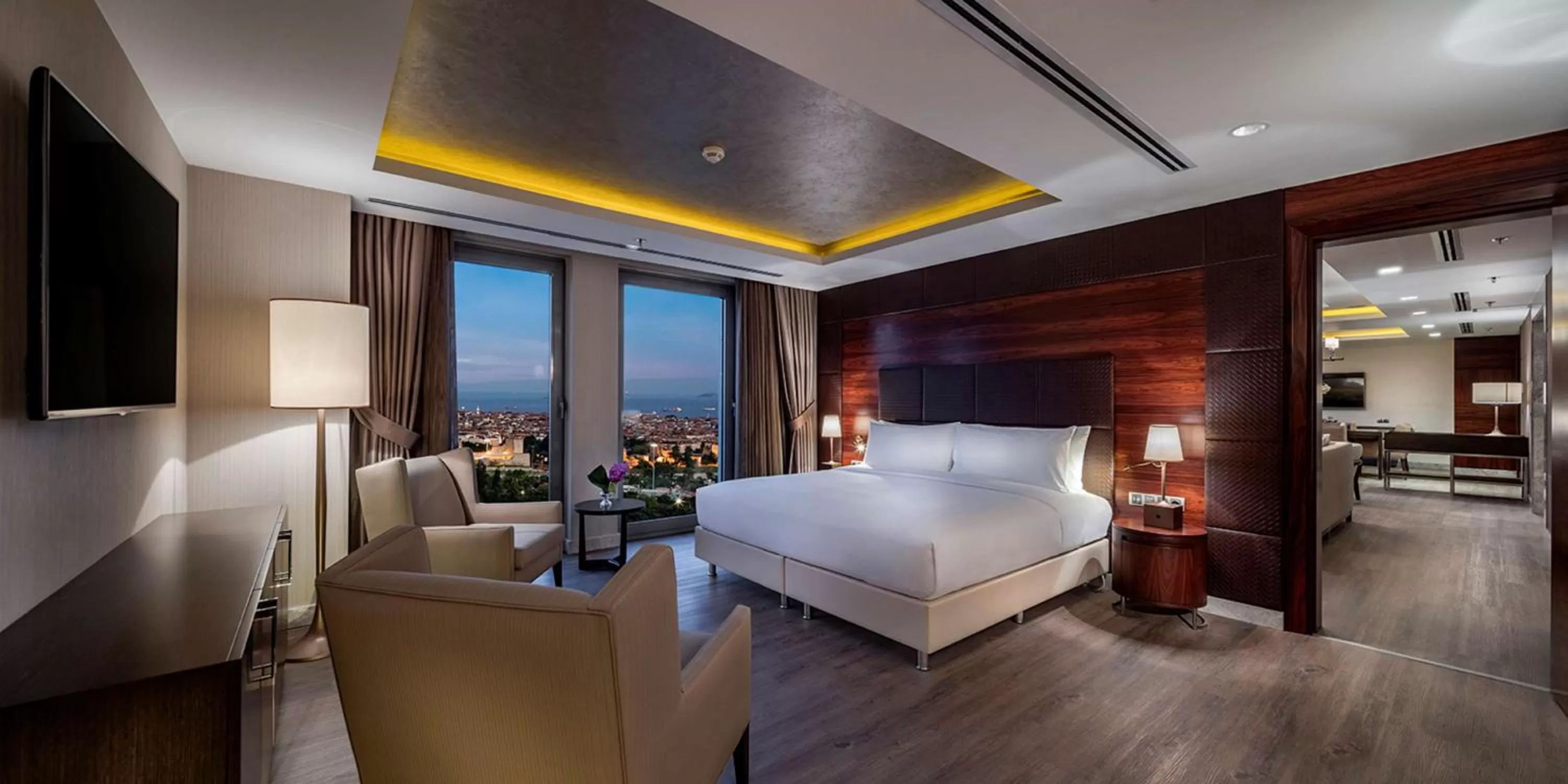 Bed in Doubletree By Hilton Istanbul Topkapi
