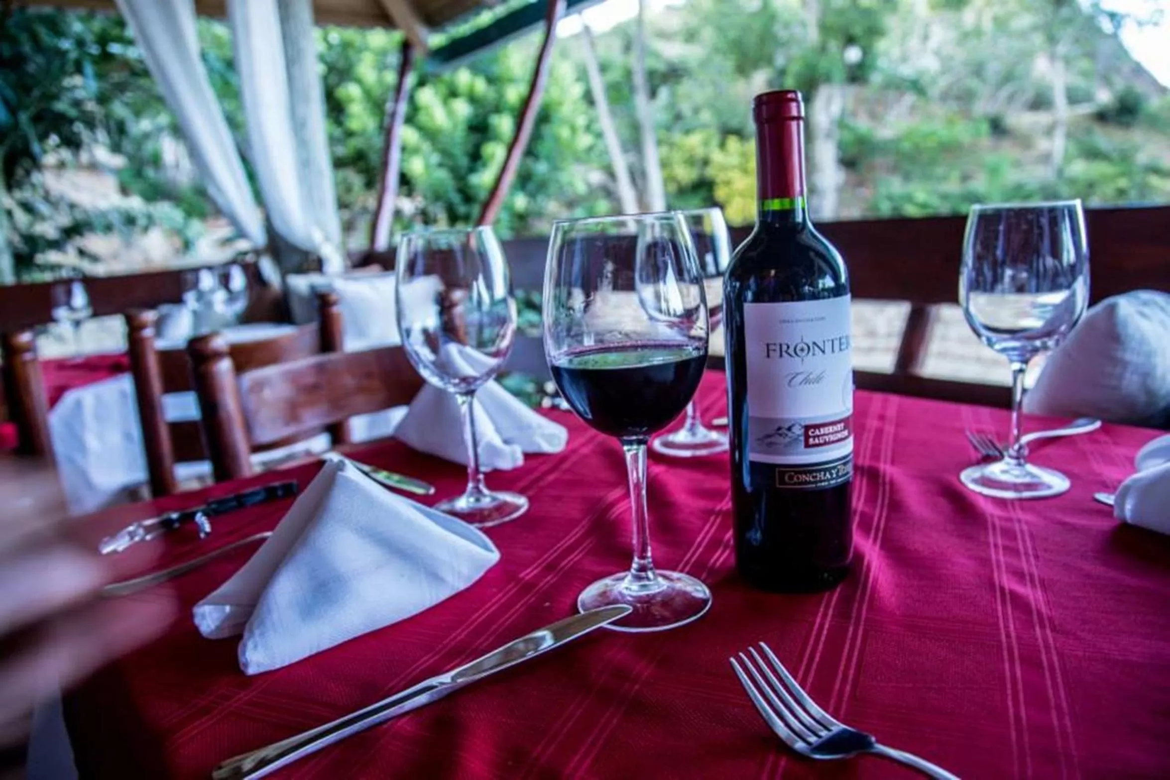 Restaurant/places to eat in Altos de Caño Hondo