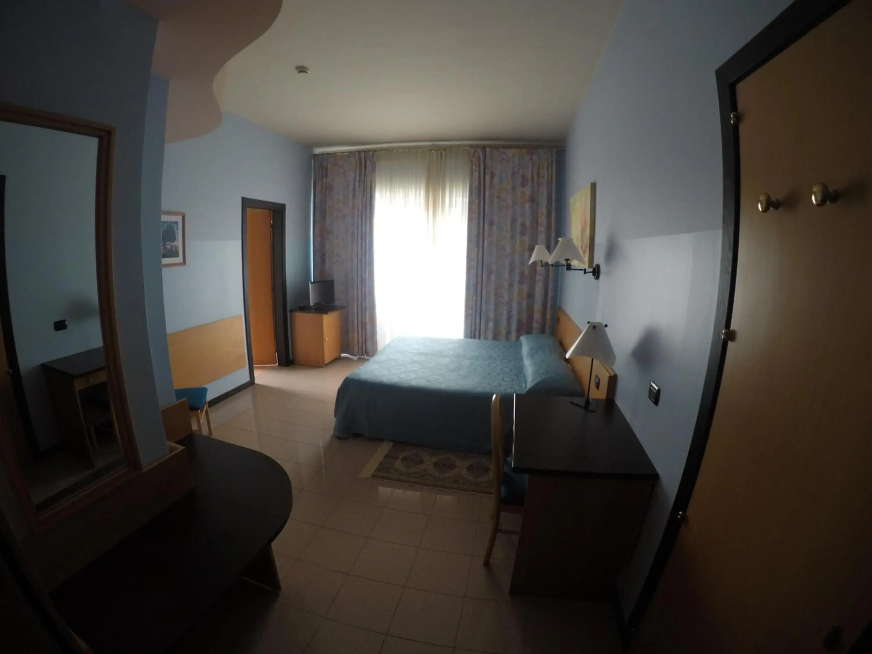 Photo of the whole room, Bed in Hotel Astoria Photo of the whole room, Bed in Hotel Astoria