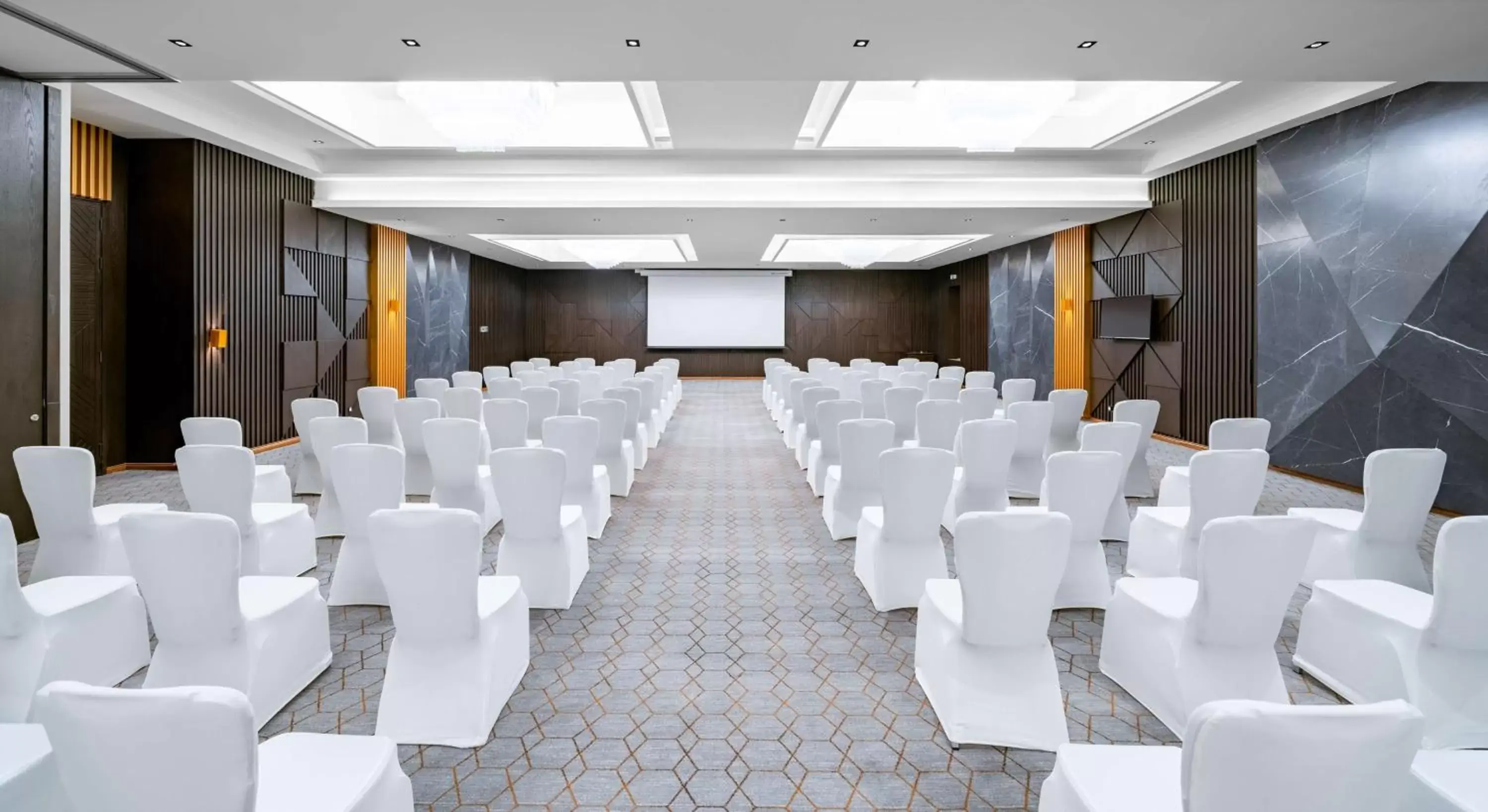 Meeting/conference room in Radisson Blu Hotel Riyadh Qurtuba