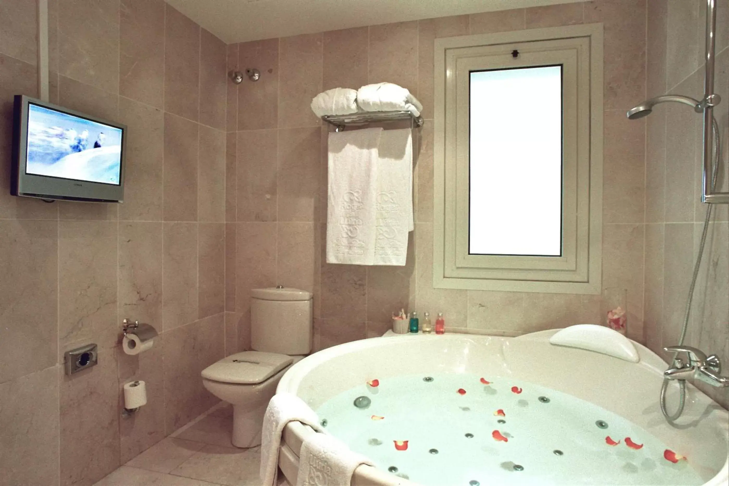 Bathroom in Hotel Roger de Llúria