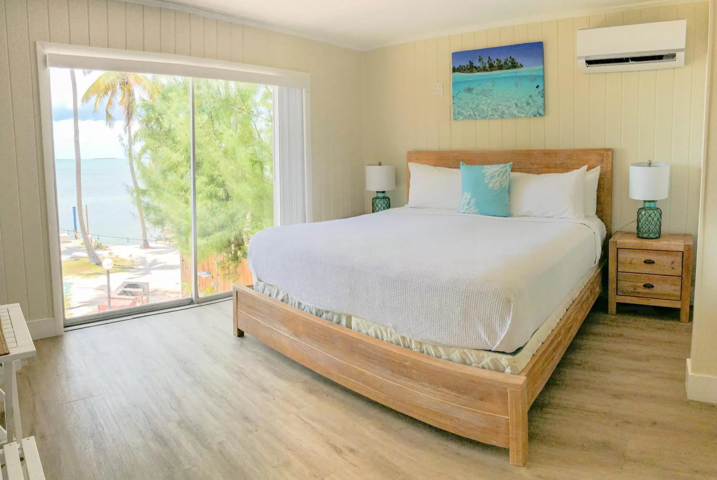 King Room with Sea View in La Jolla Resort