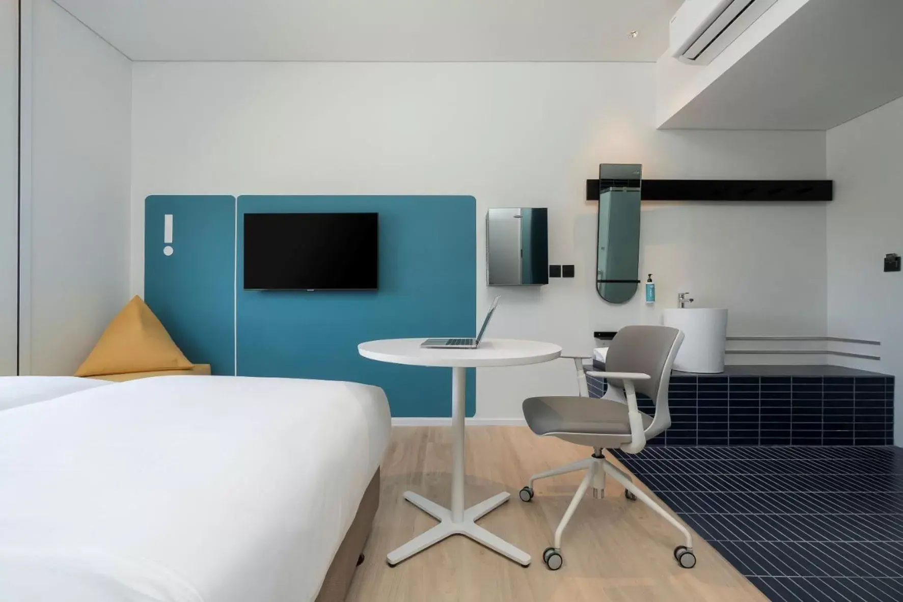 Bed in GO Hotel Bowin at Robinson Lifestyle Bowin Bed in GO Hotel Bowin at Robinson Lifestyle Bowin