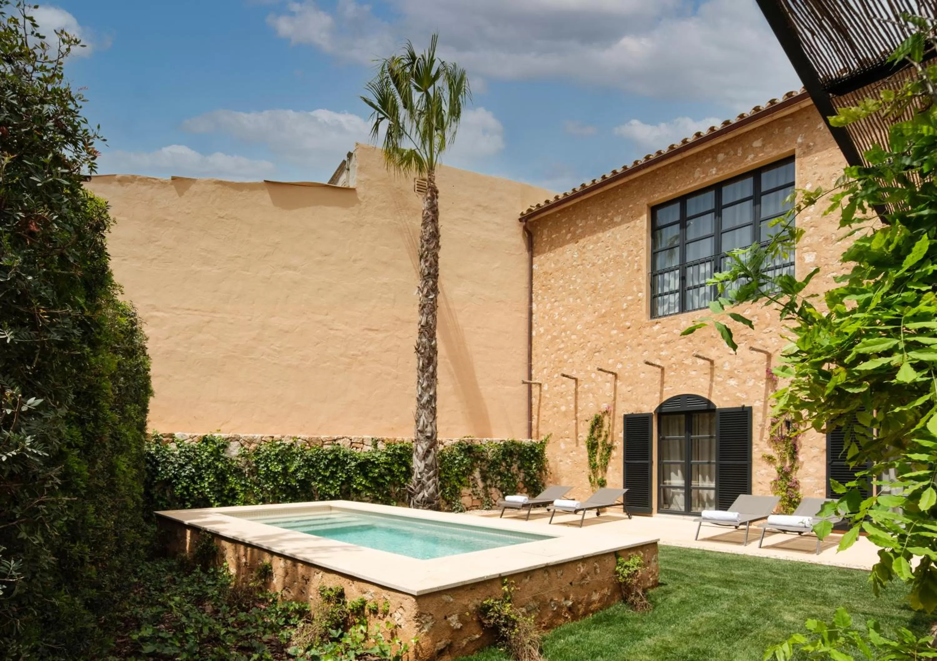 Swimming pool in Can Ferrereta