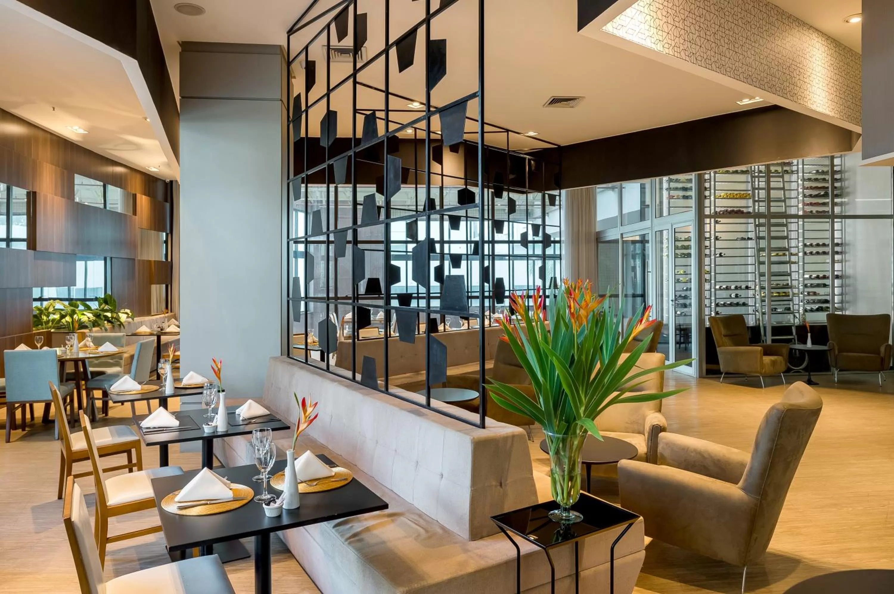 Restaurant/places to eat in Grand Mercure Brasilia Eixo Monumental