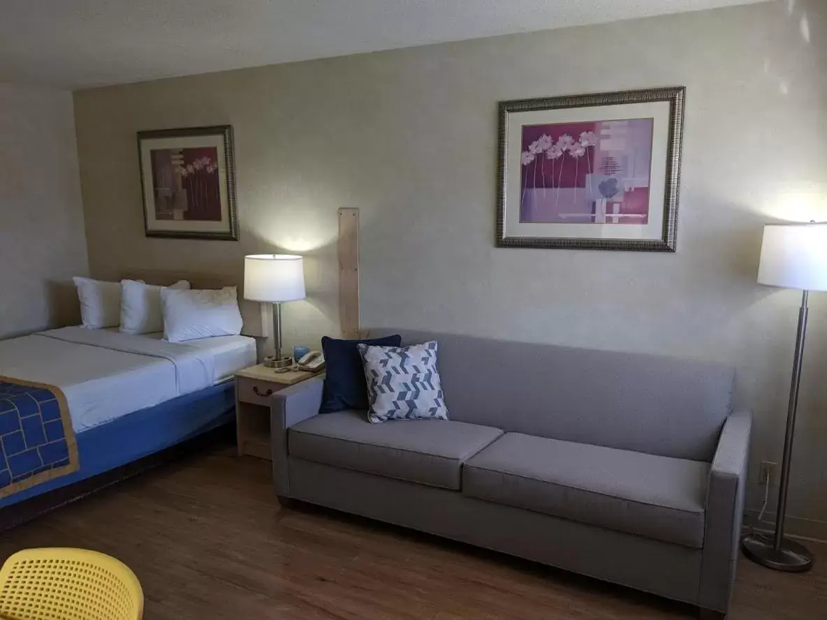 Bed in Days Inn by Wyndham Bullhead City Bed in Days Inn by Wyndham Bullhead City