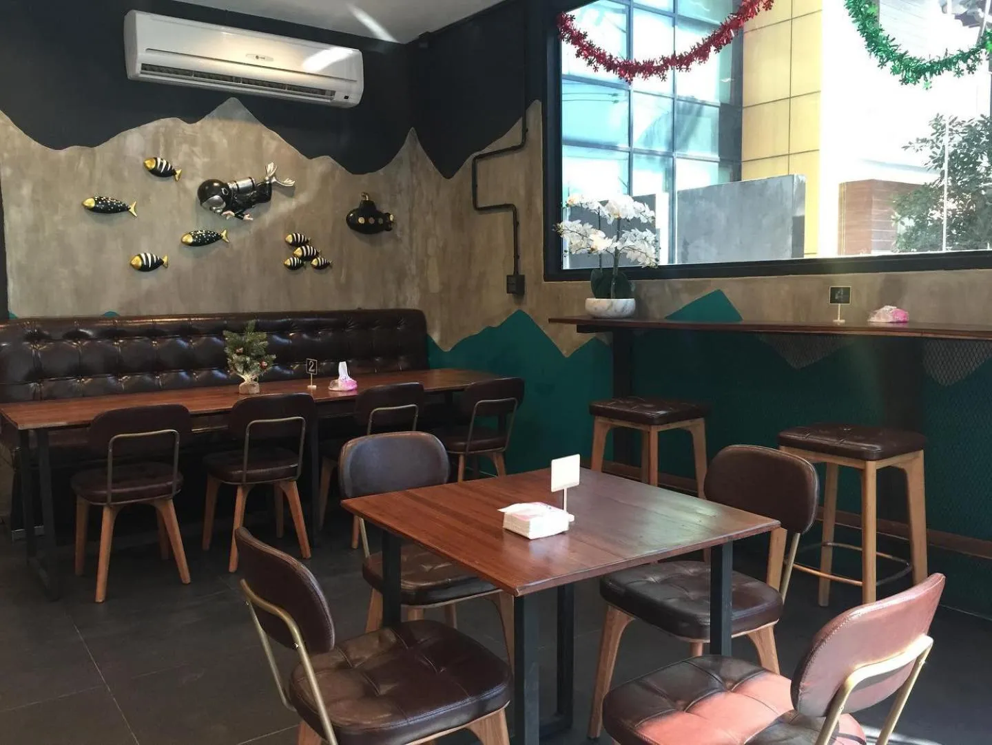 Restaurant/places to eat in Airport Mini Hostel at Don Muang Airport