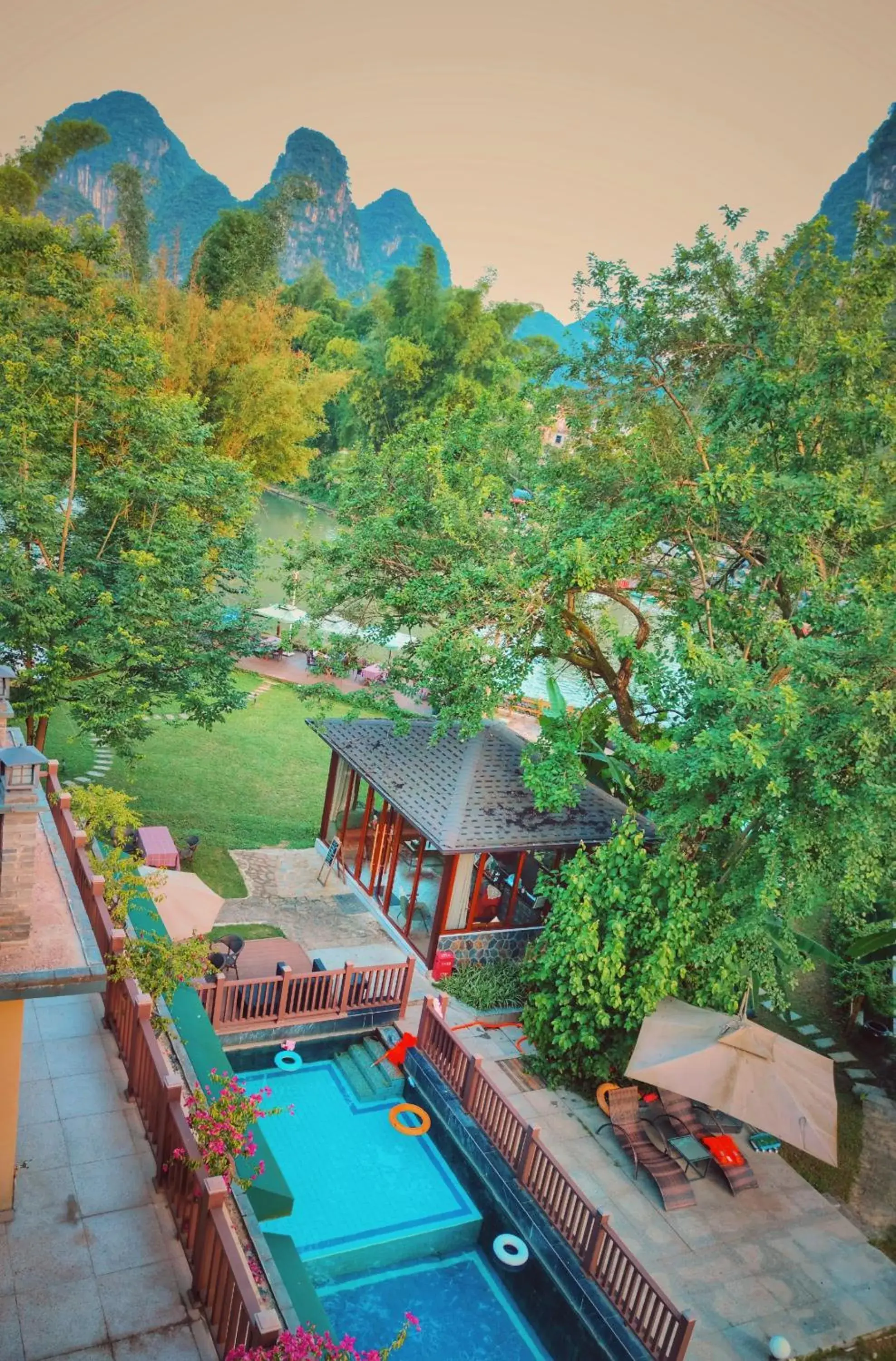 Pool view in Yangshuo Moondance Hotel
