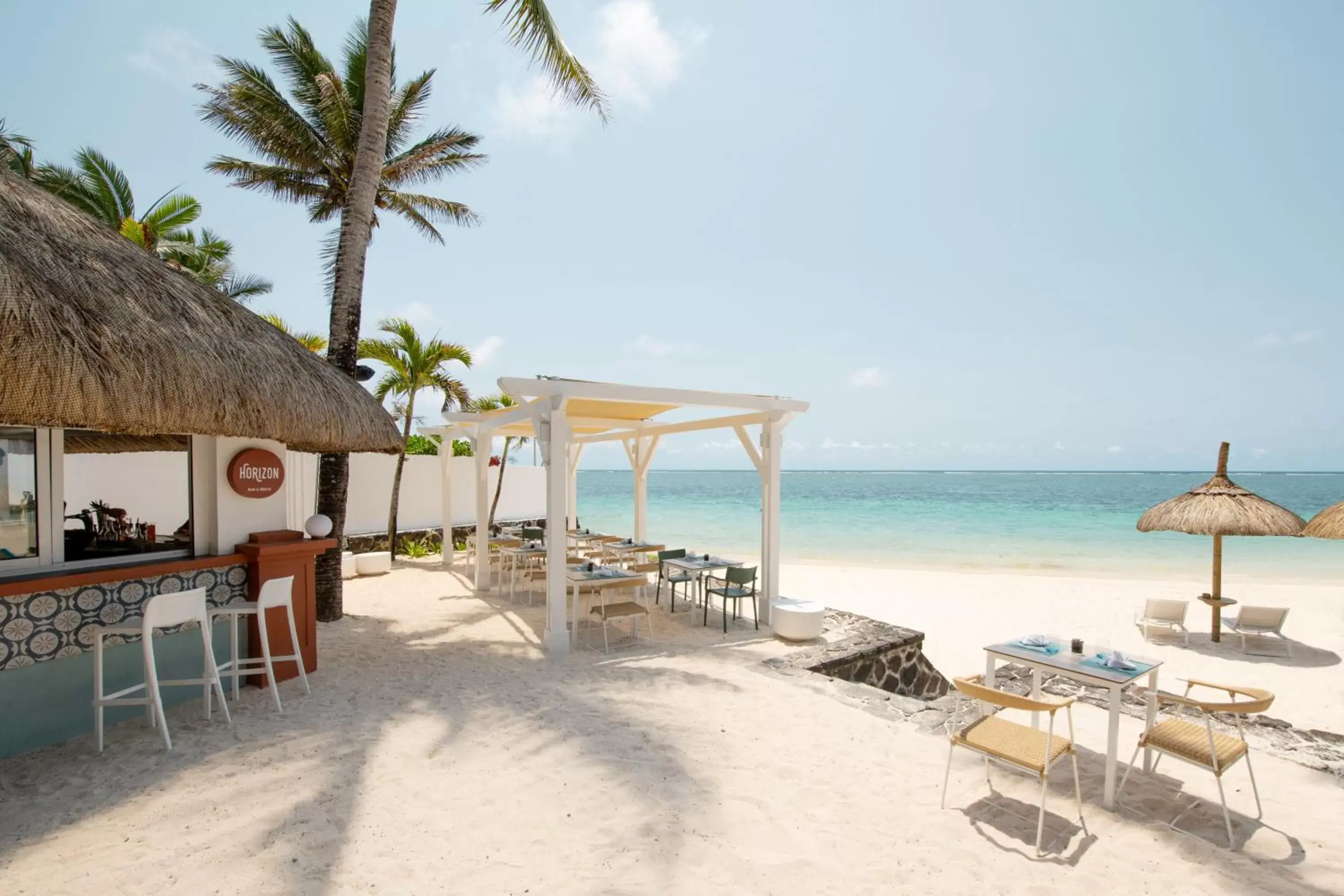 Restaurant/places to eat, Beach in Veranda Palmar Beach Hotel & Spa - All Inclusive