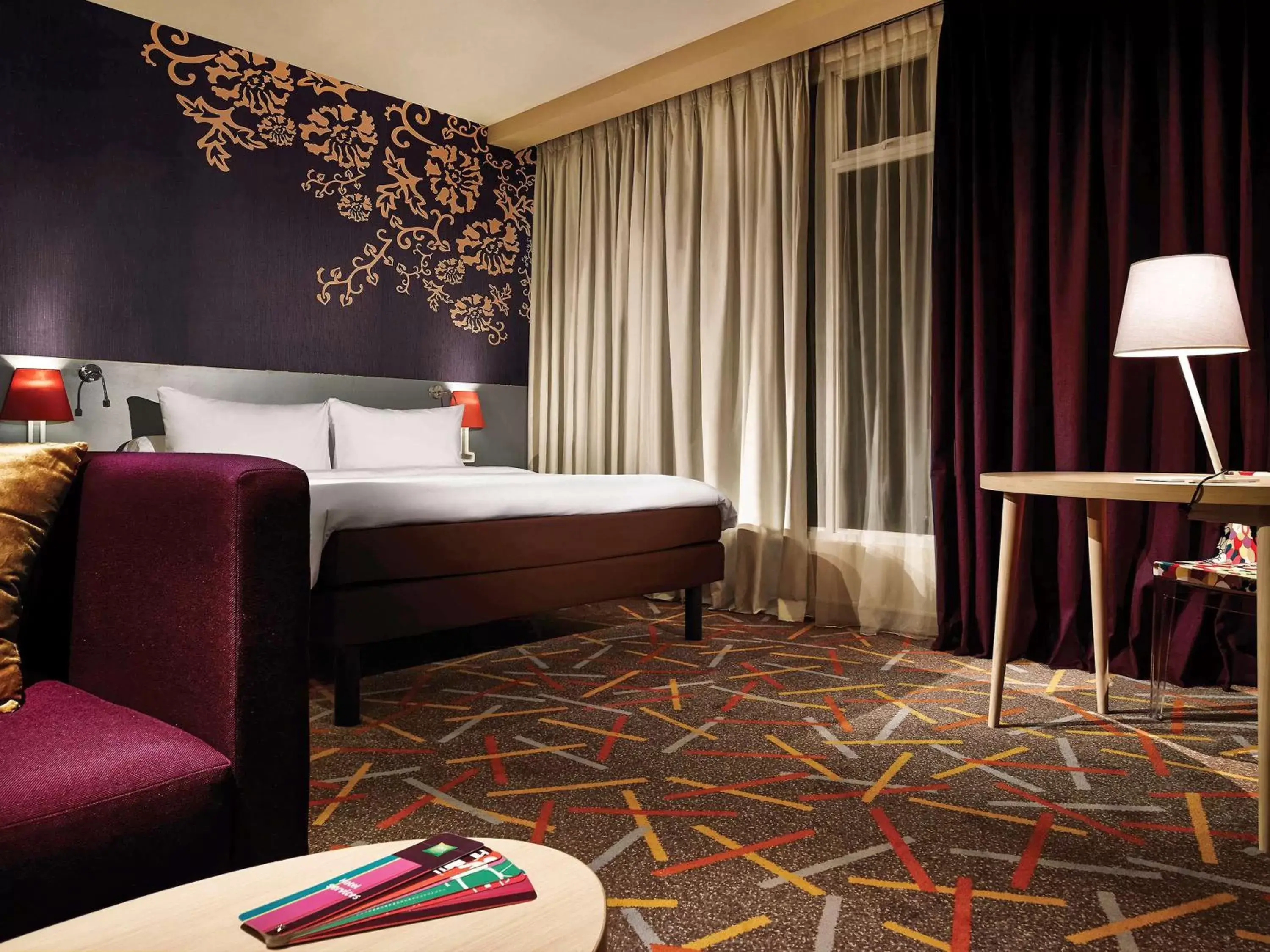 Photo of the whole room, Bed in Ibis Styles Malang