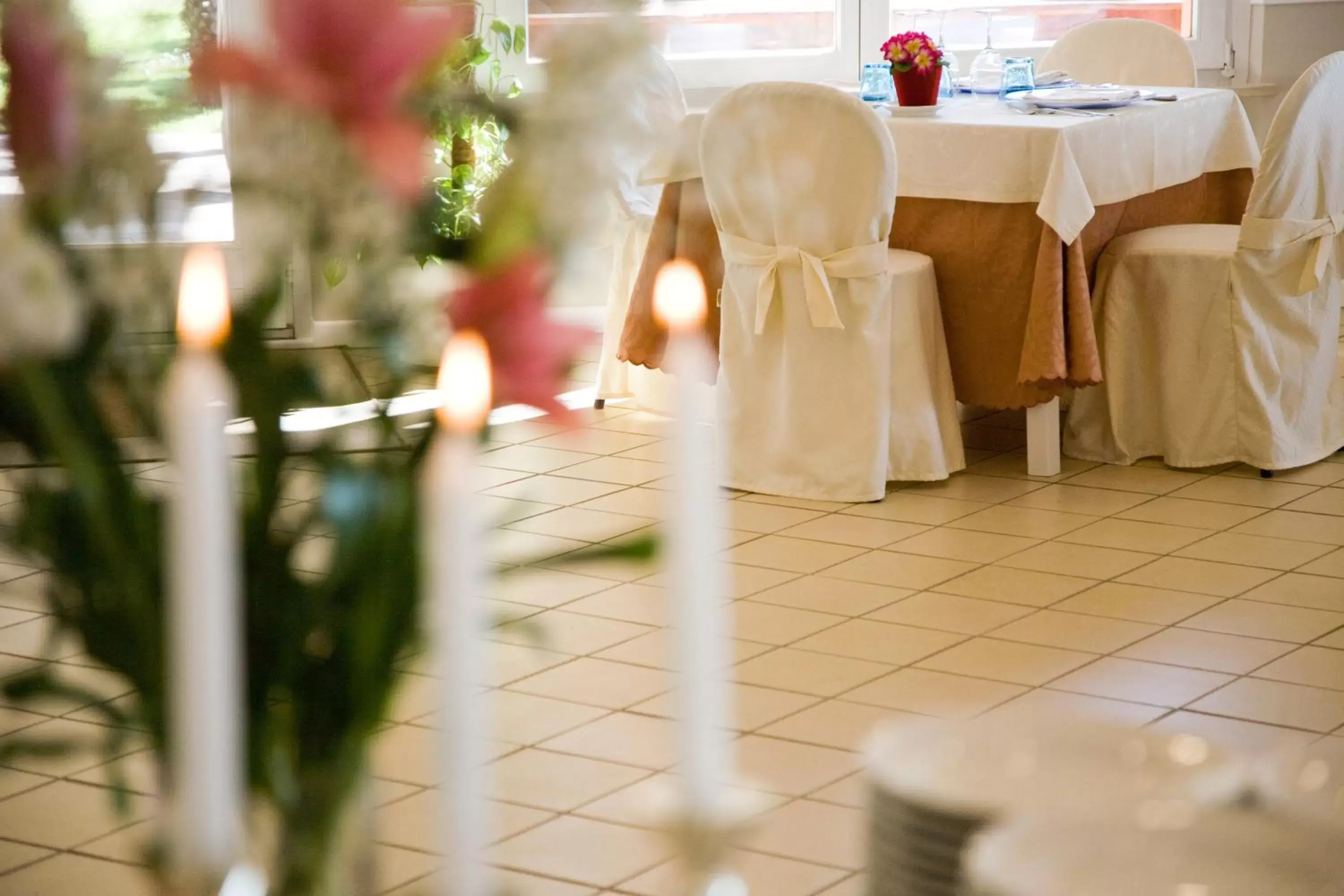 Banquet/Function facilities, Banquet Facilities in Hotel Le Cave