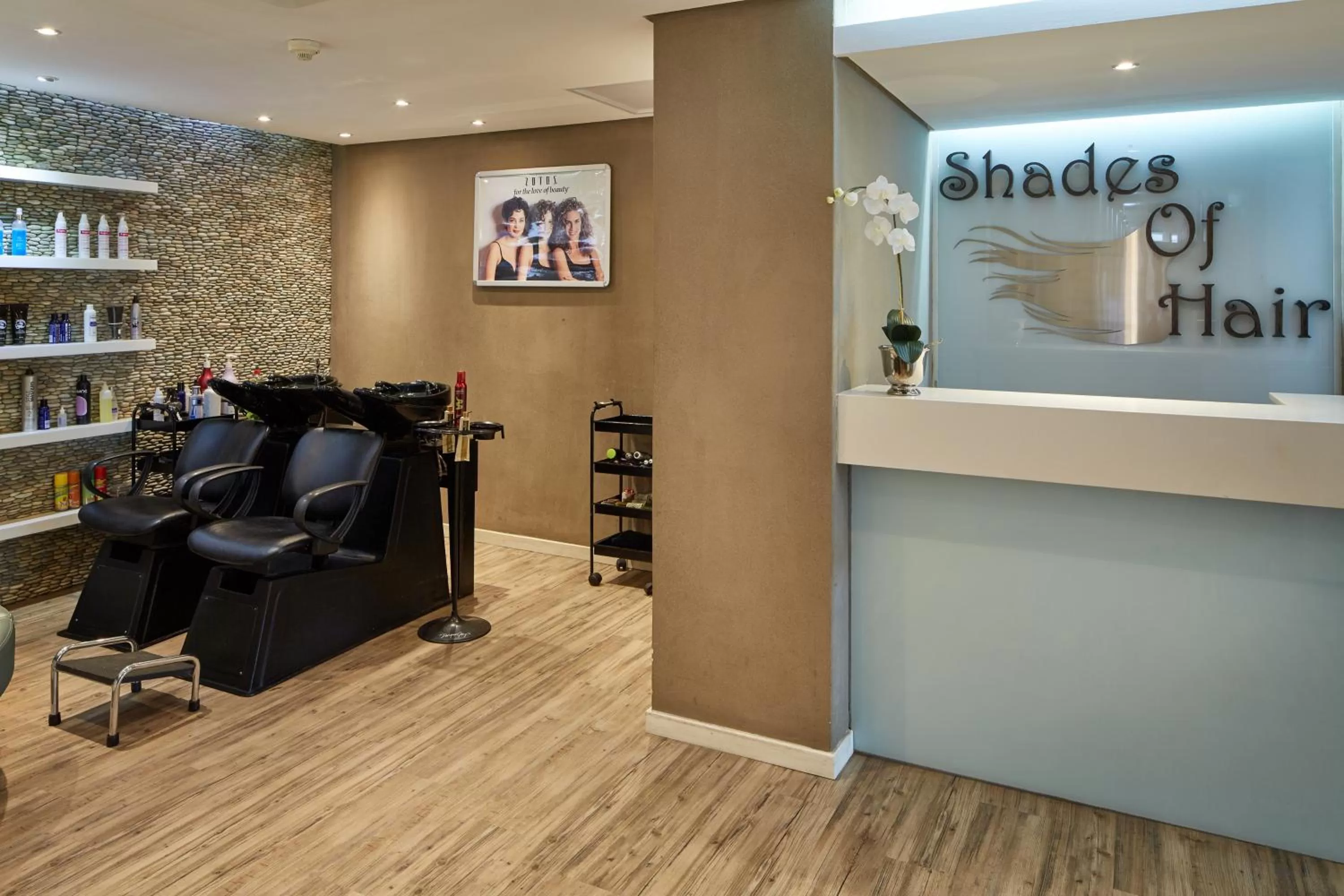 Lounge or bar in First Group Breakers Resort - Official