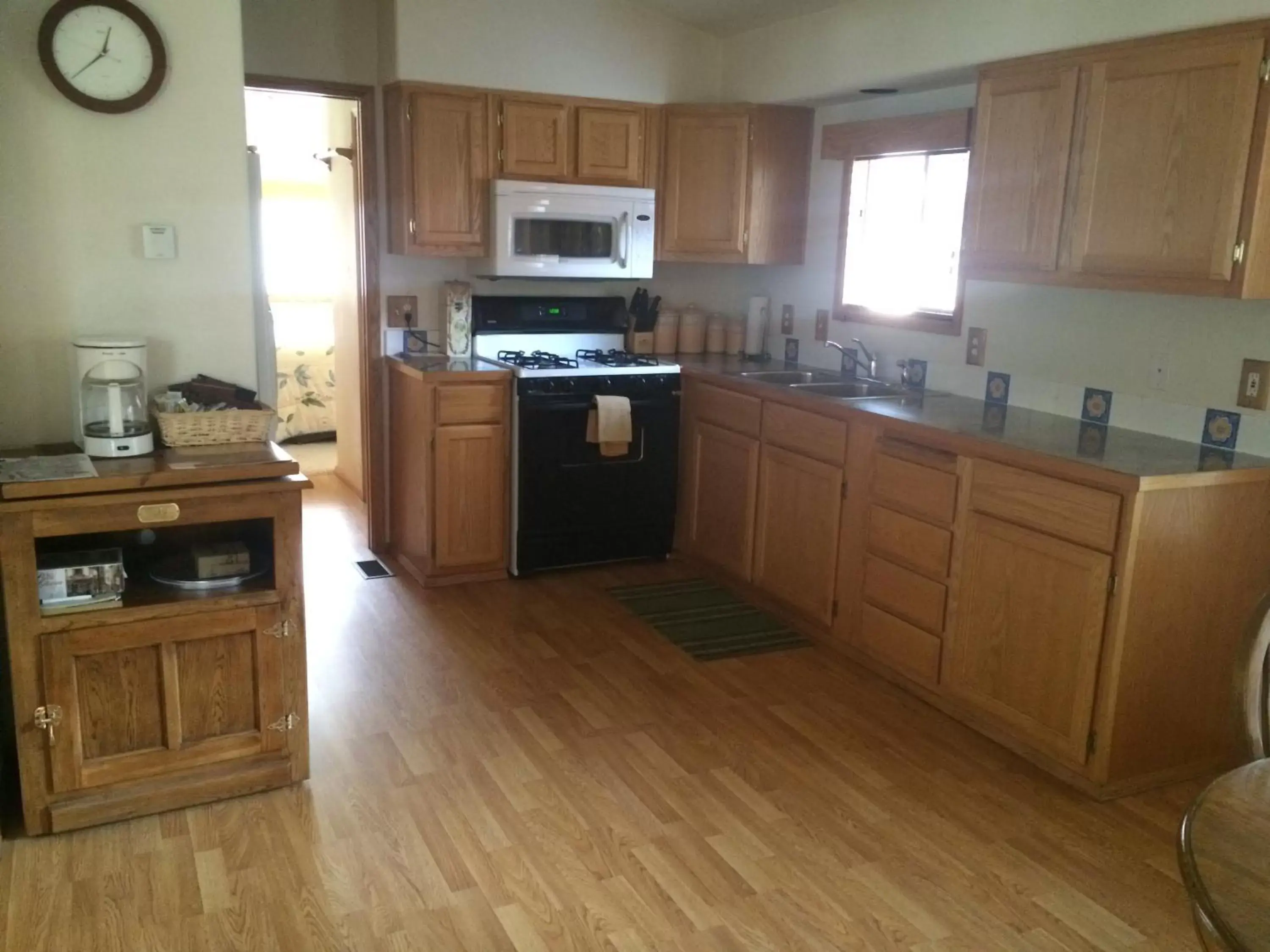 Kitchen or kitchenette, Kitchen/Kitchenette in Whaleshead Beach Resort