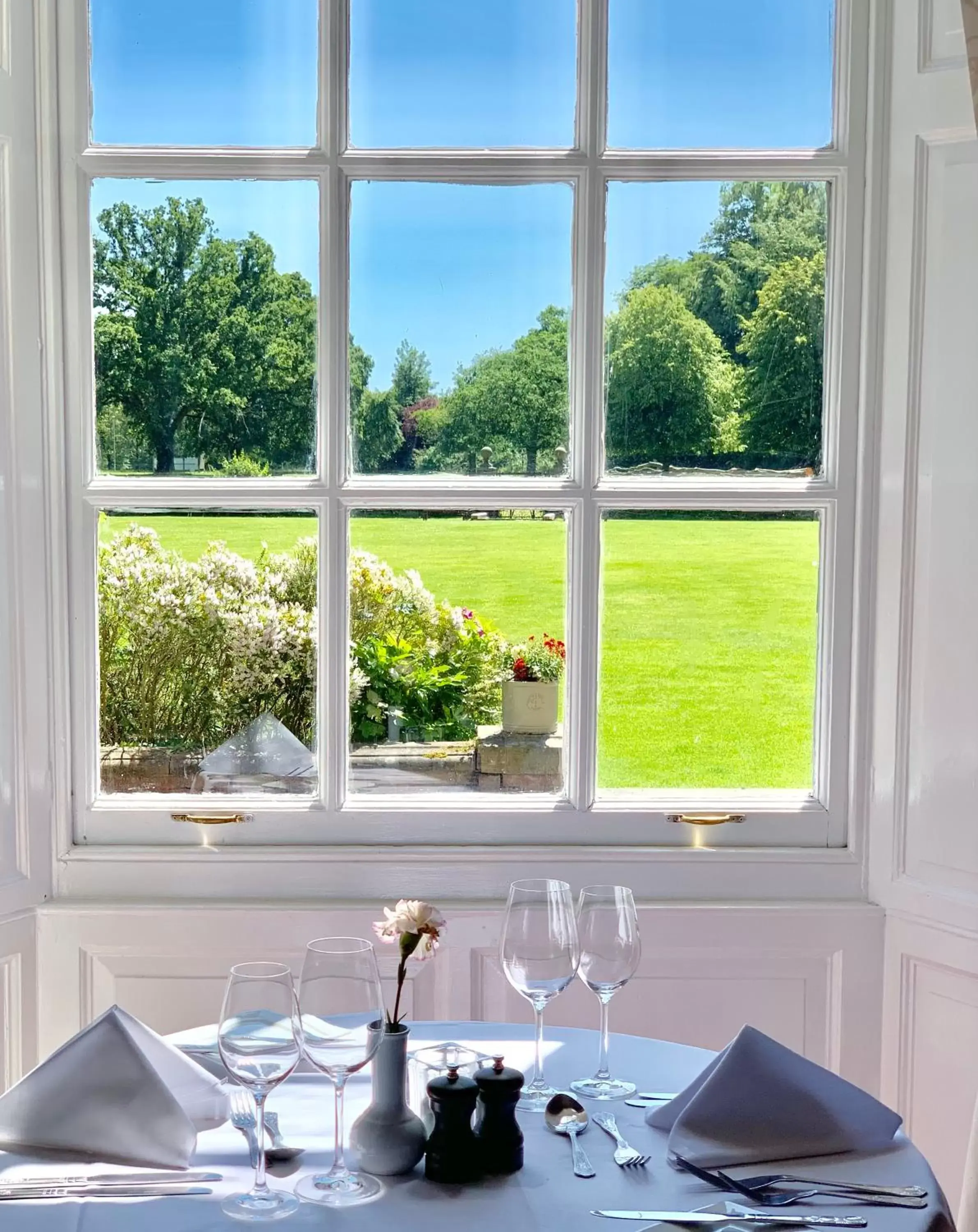 Restaurant/Places to Eat in Bosworth Hall Hotel & Spa