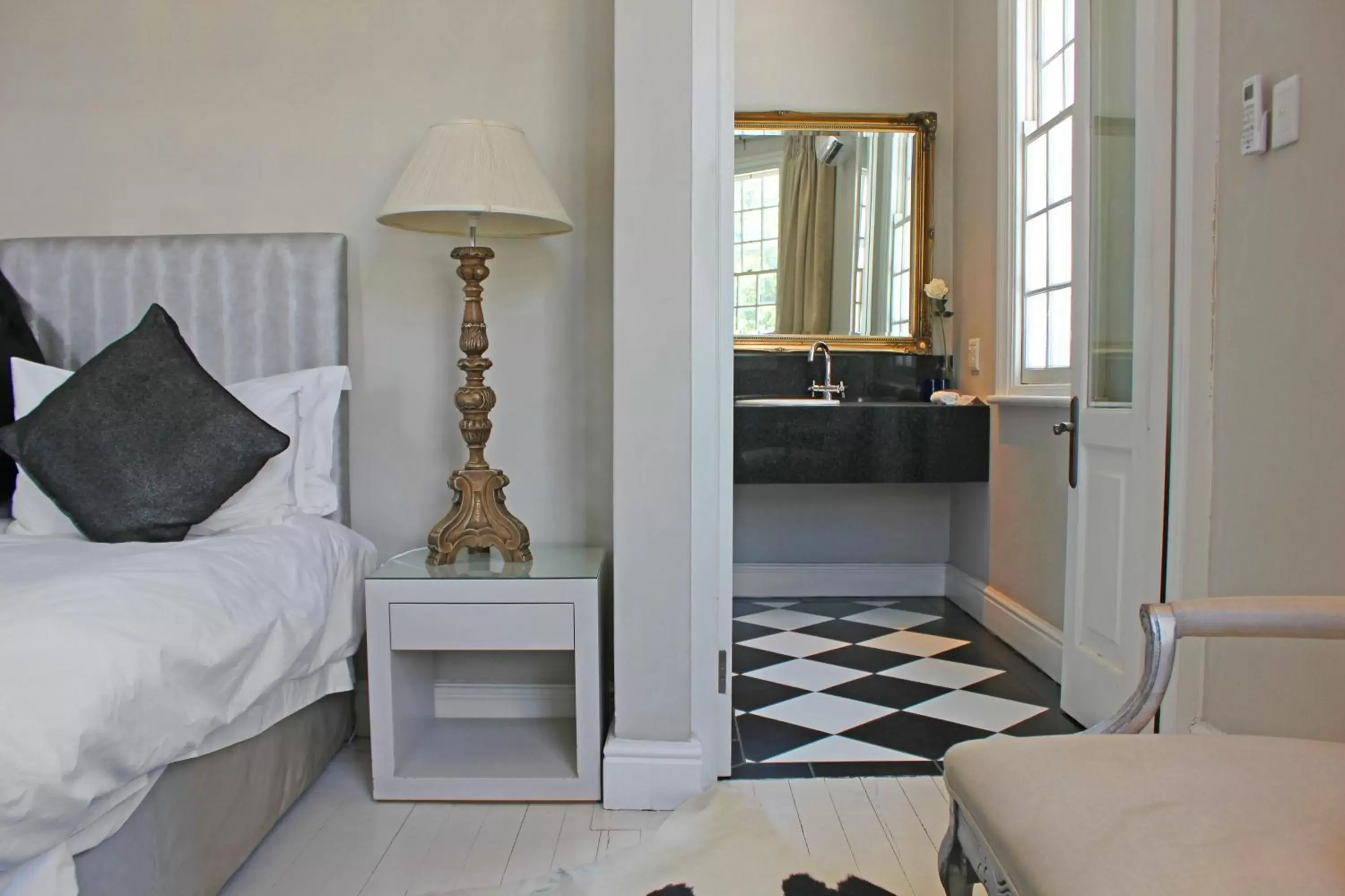 Bathroom, Seating Area in Long Street Boutique Hotel