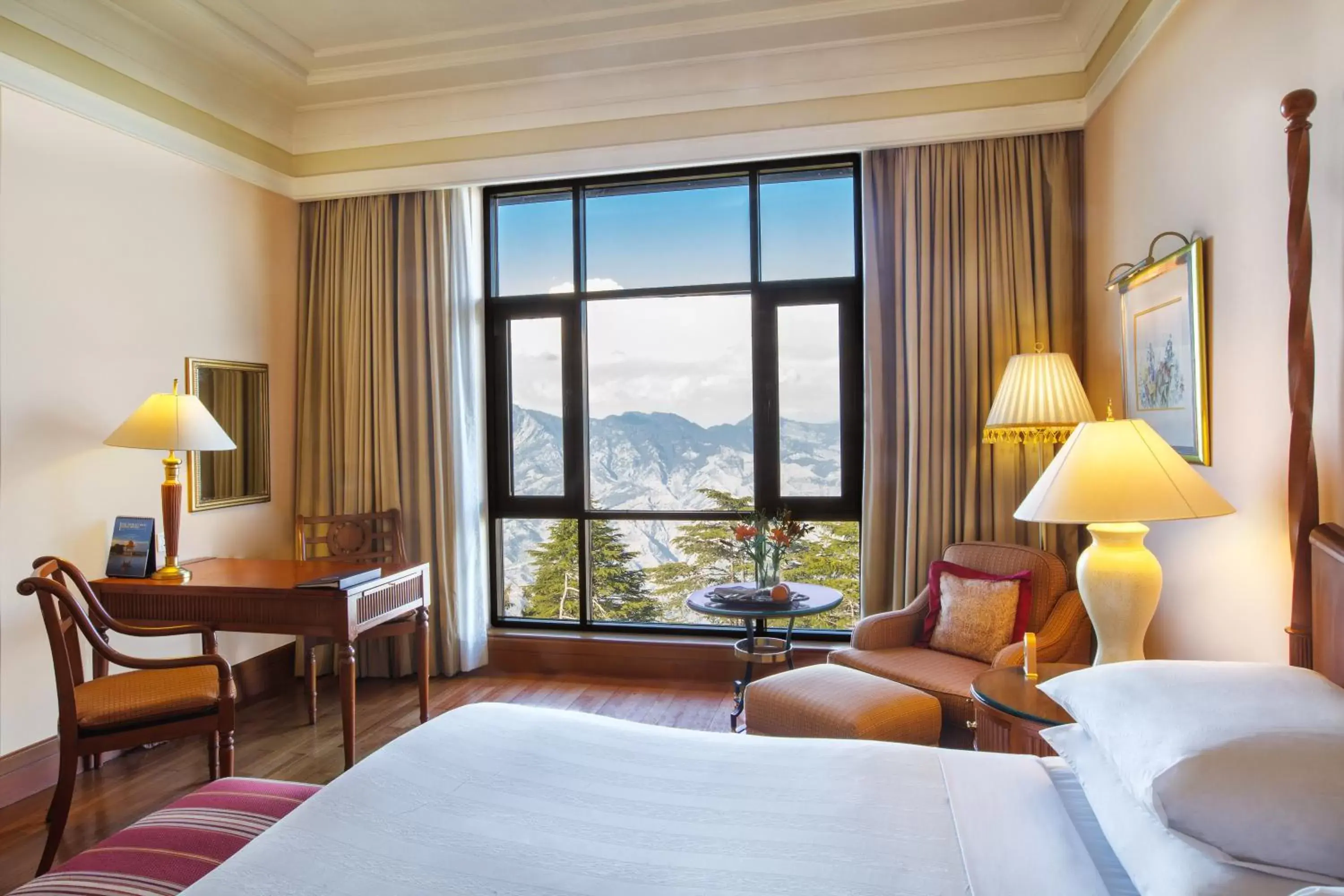 Bedroom in Wildflower Hall, An Oberoi Resort, Shimla