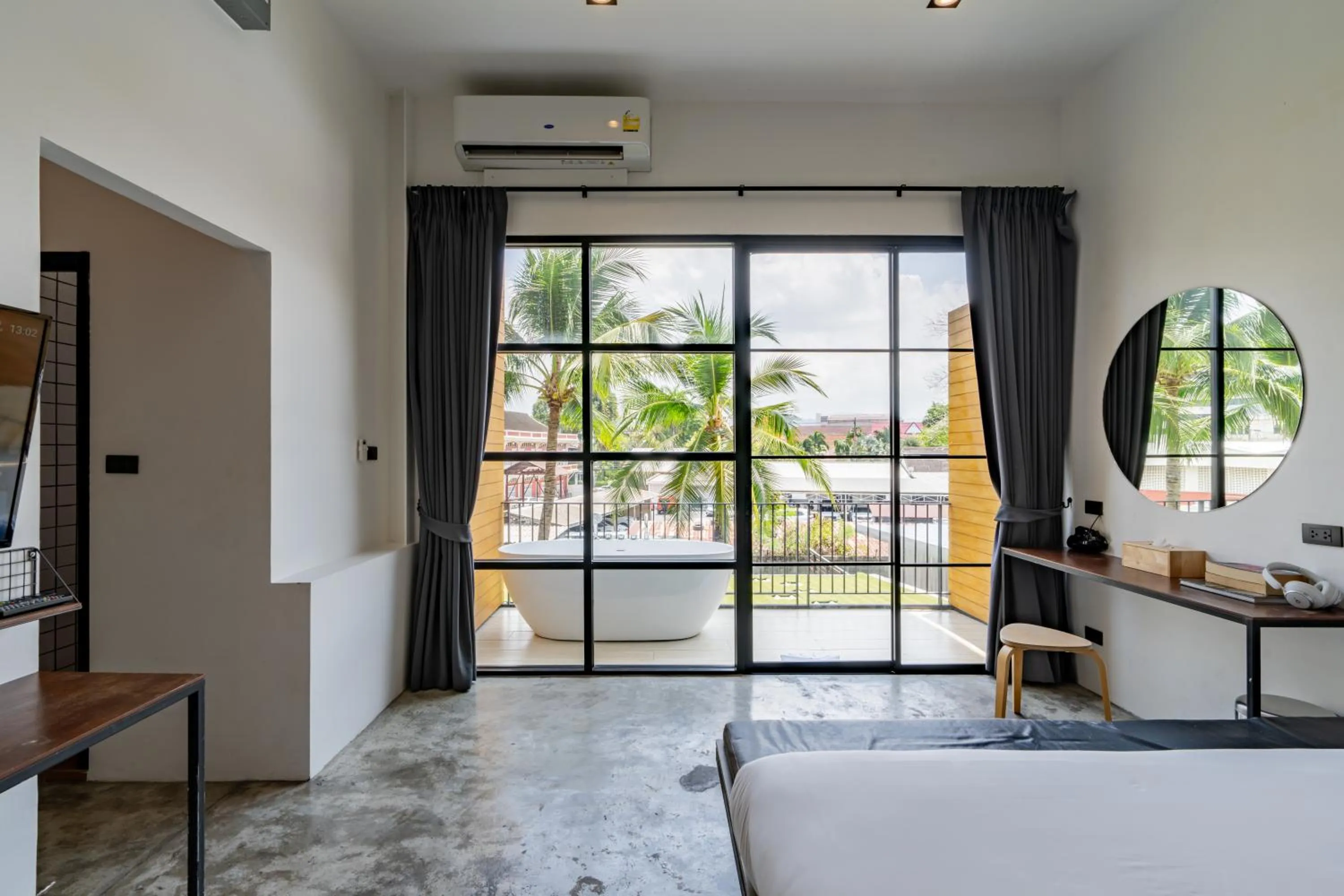 Bath, Bed in Book a Bed Poshtel - SHA Plus