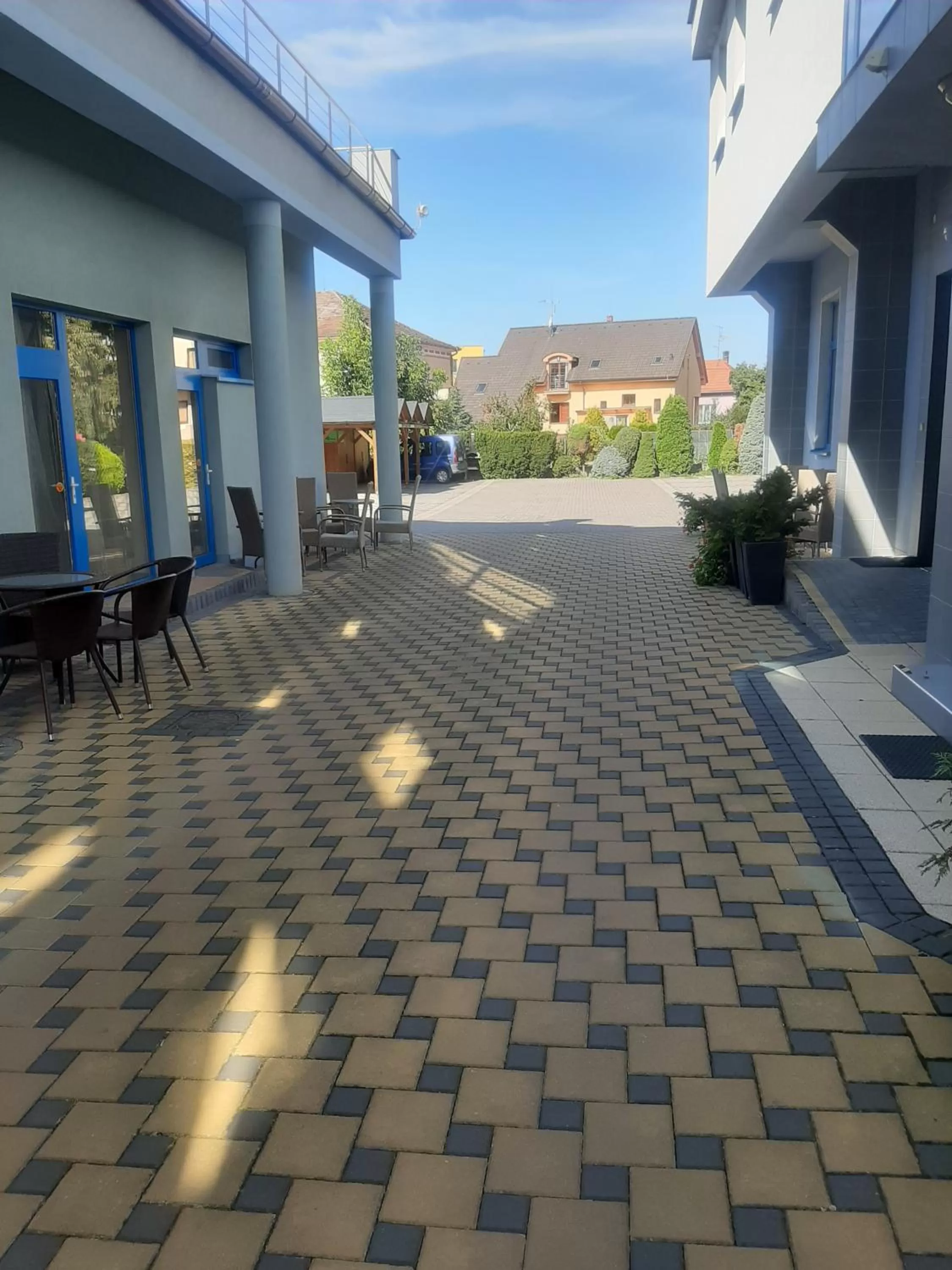 Facade/entrance in garni Hotel S.O.G.* * *