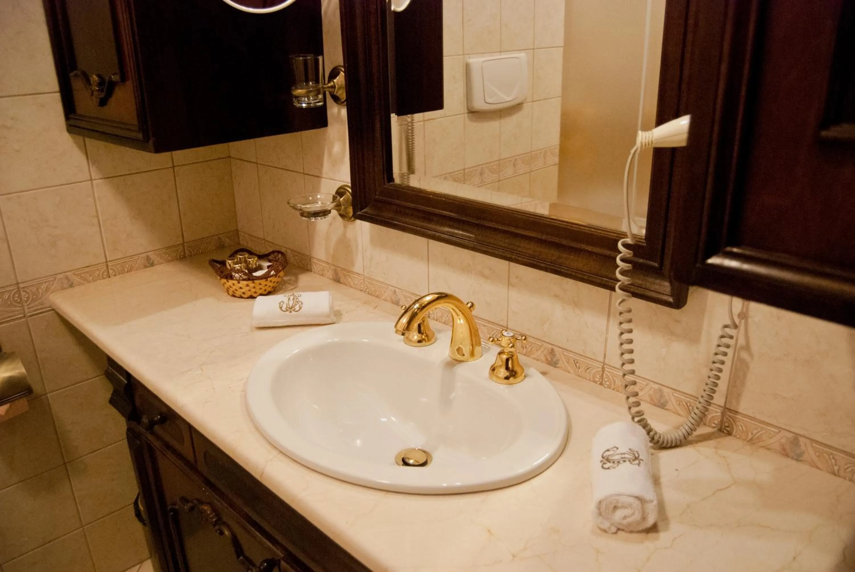 Bathroom in Hotel Casa Capsa