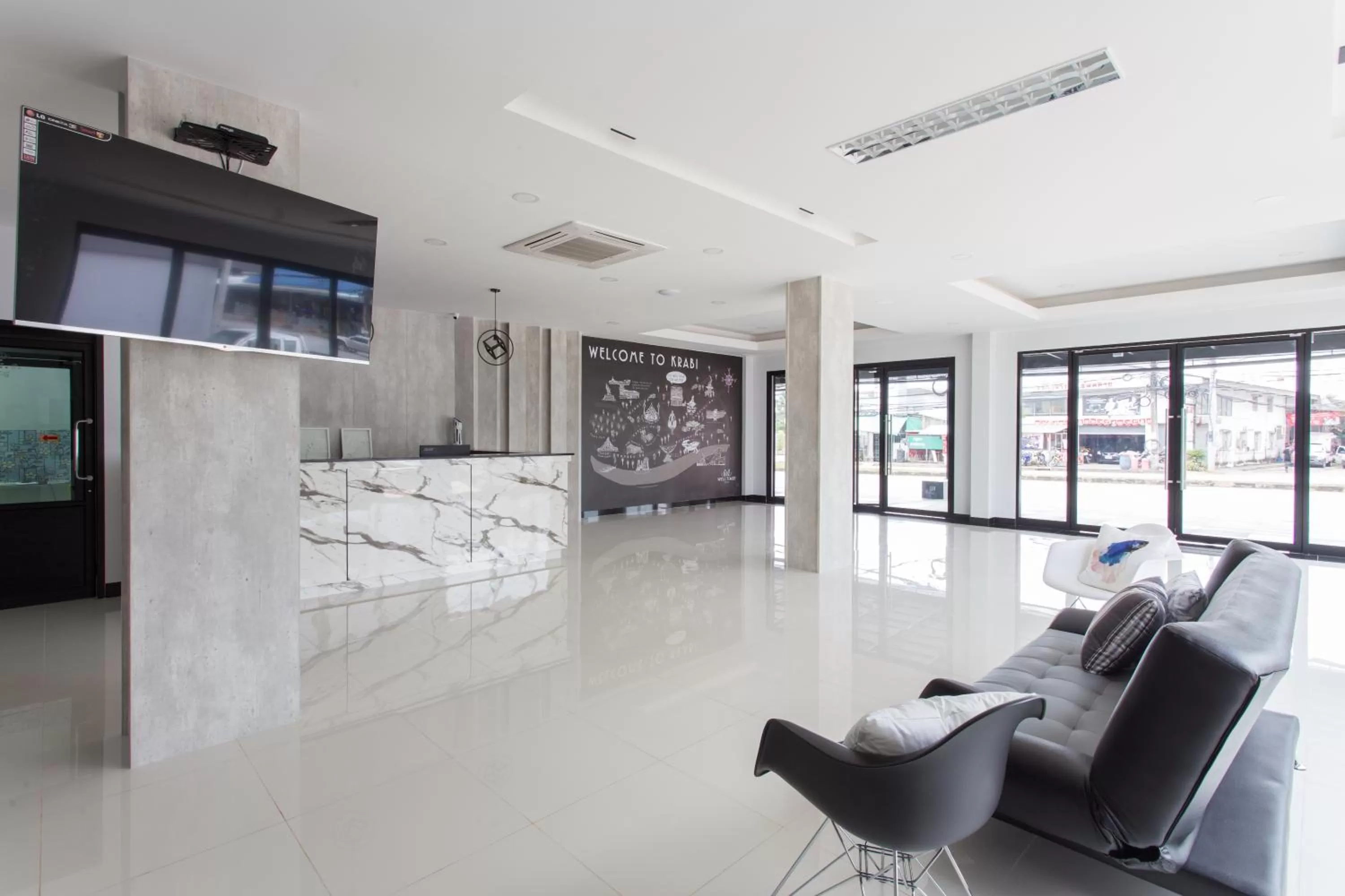 Lobby or reception in Well Timed Hotel