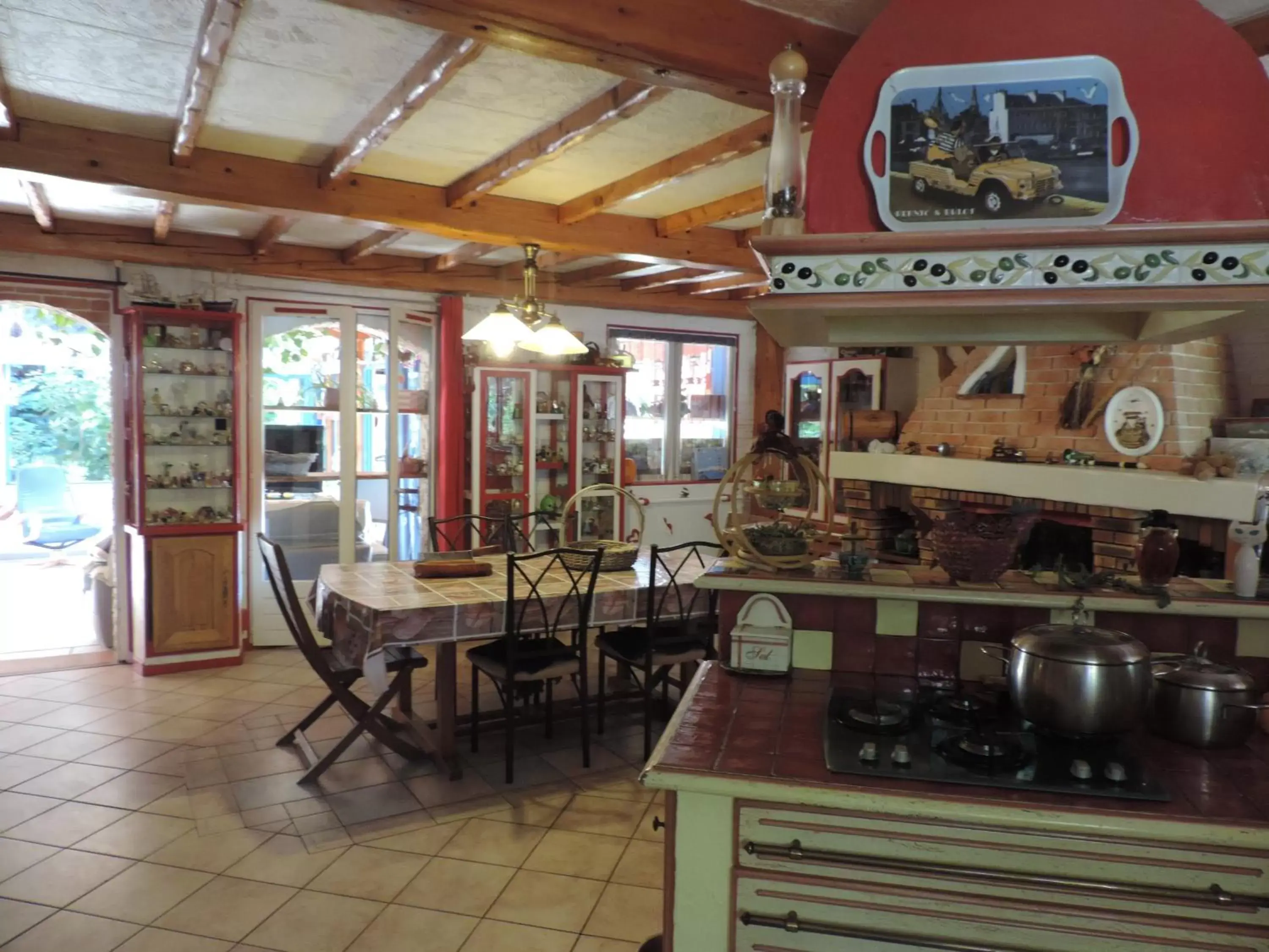 Dining area, Restaurant/Places to Eat in Chez Papy et Mamy