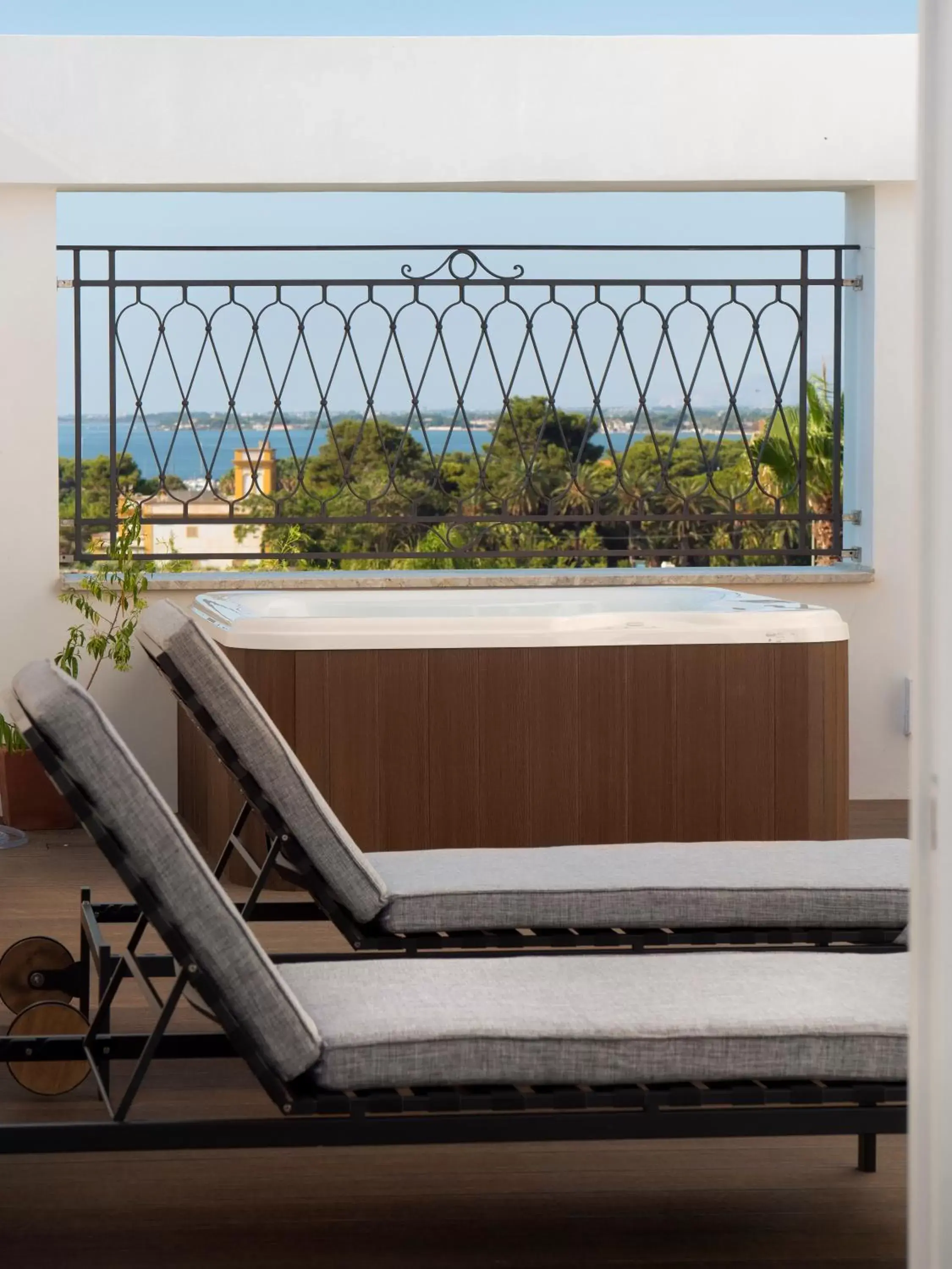 View (from property/room), Balcony/Terrace in Villa Favorita Hotel e Resort