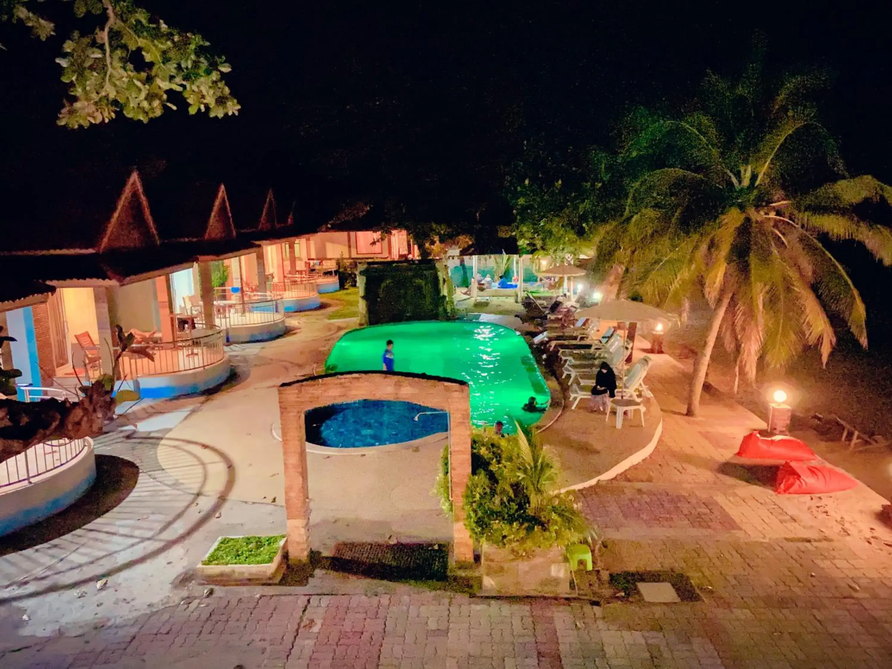 Pool View in Lanta Paradise Beach Resort