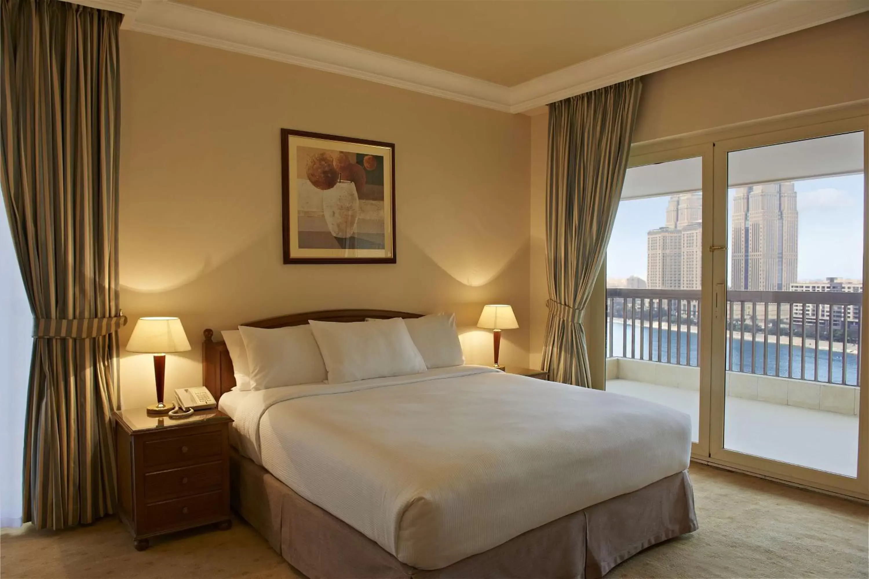 Bed in Hilton Cairo Zamalek Residences