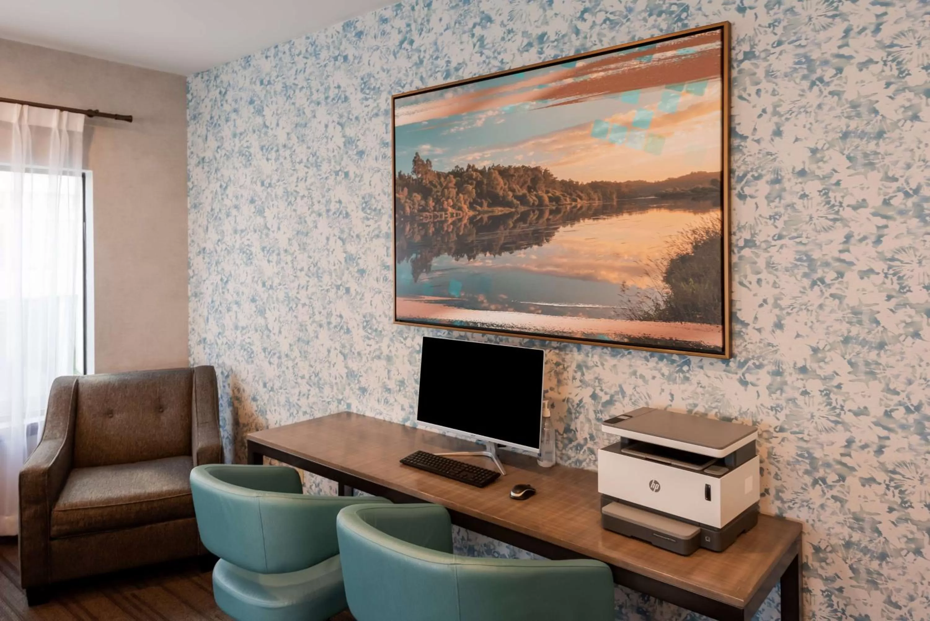 Business facilities in Best Western Fishkill Inn & Suites