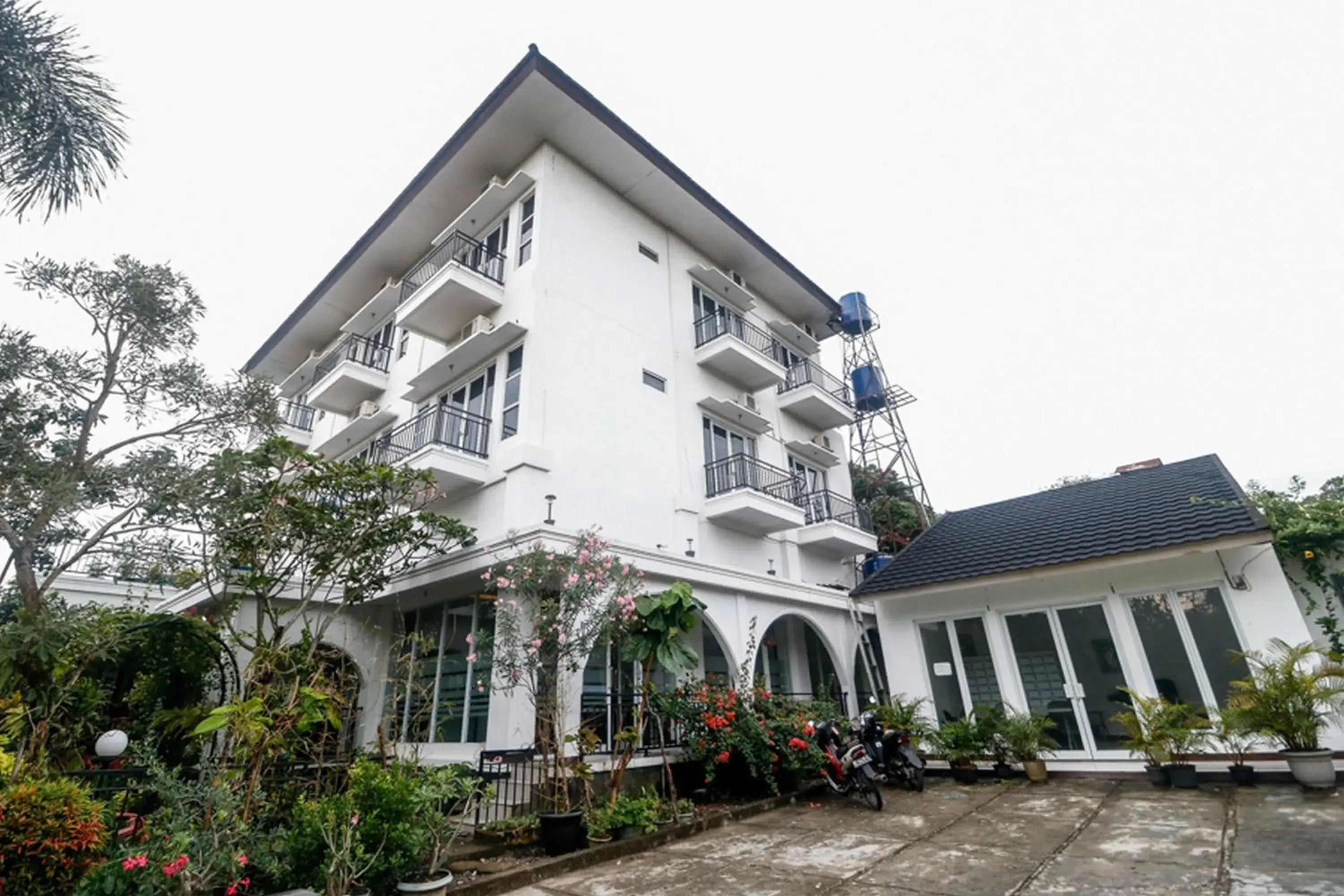 Property Building in RedDoorz Syariah @ Lampung Walk