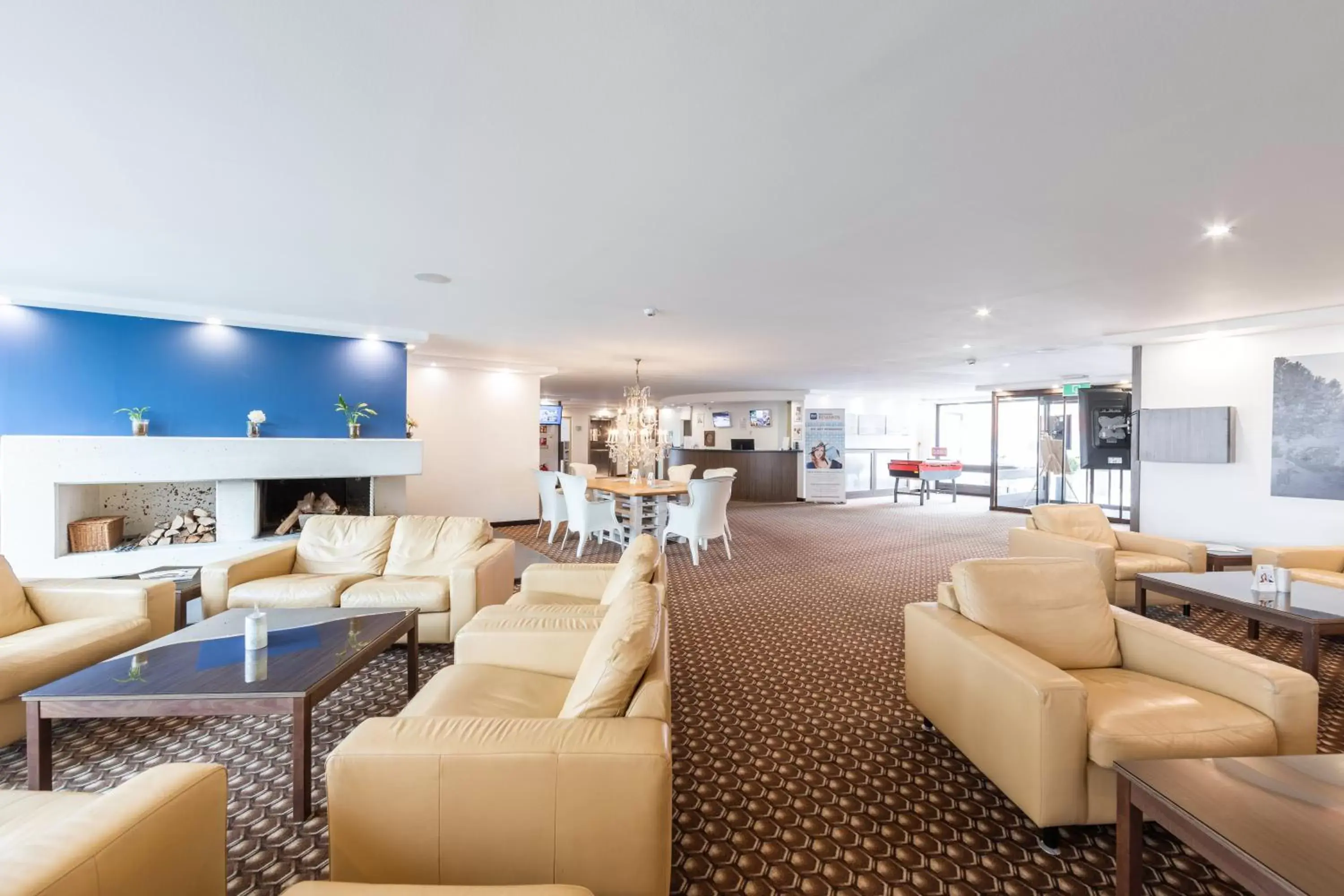 Lobby or reception, Lounge/Bar in Best Western Smart Hotel