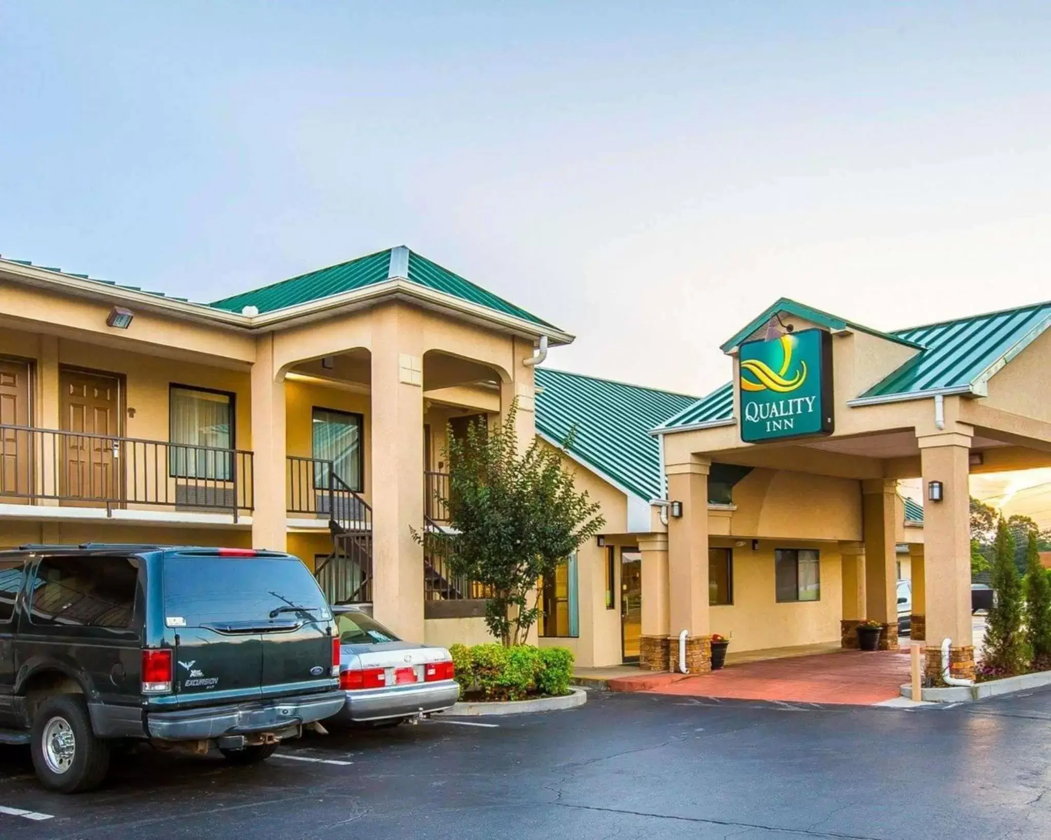 Property building in Quality Inn Dahlonega Near University Property building in Quality Inn Dahlonega Near University