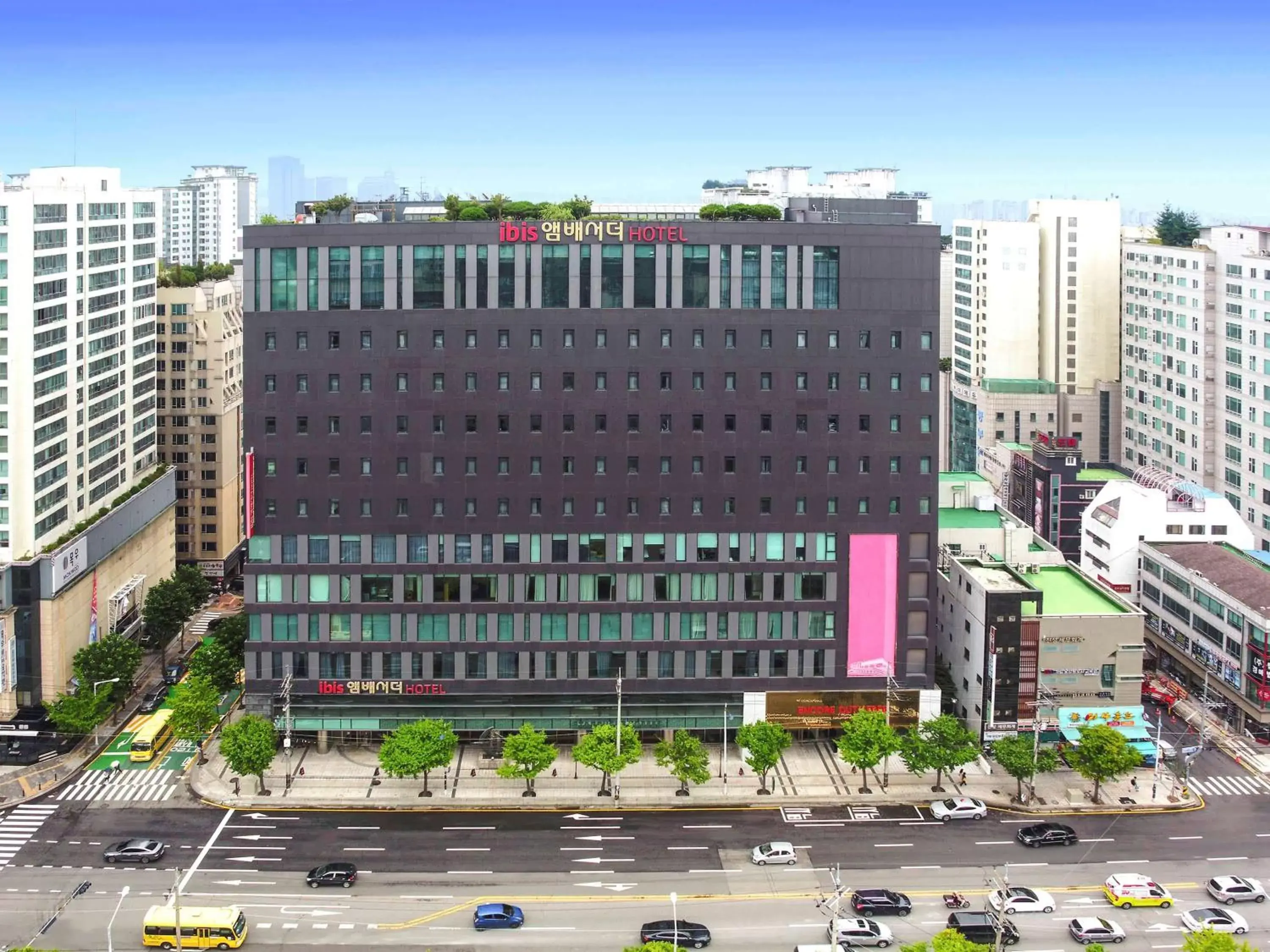 Property Building in Ibis Ambassador Suwon