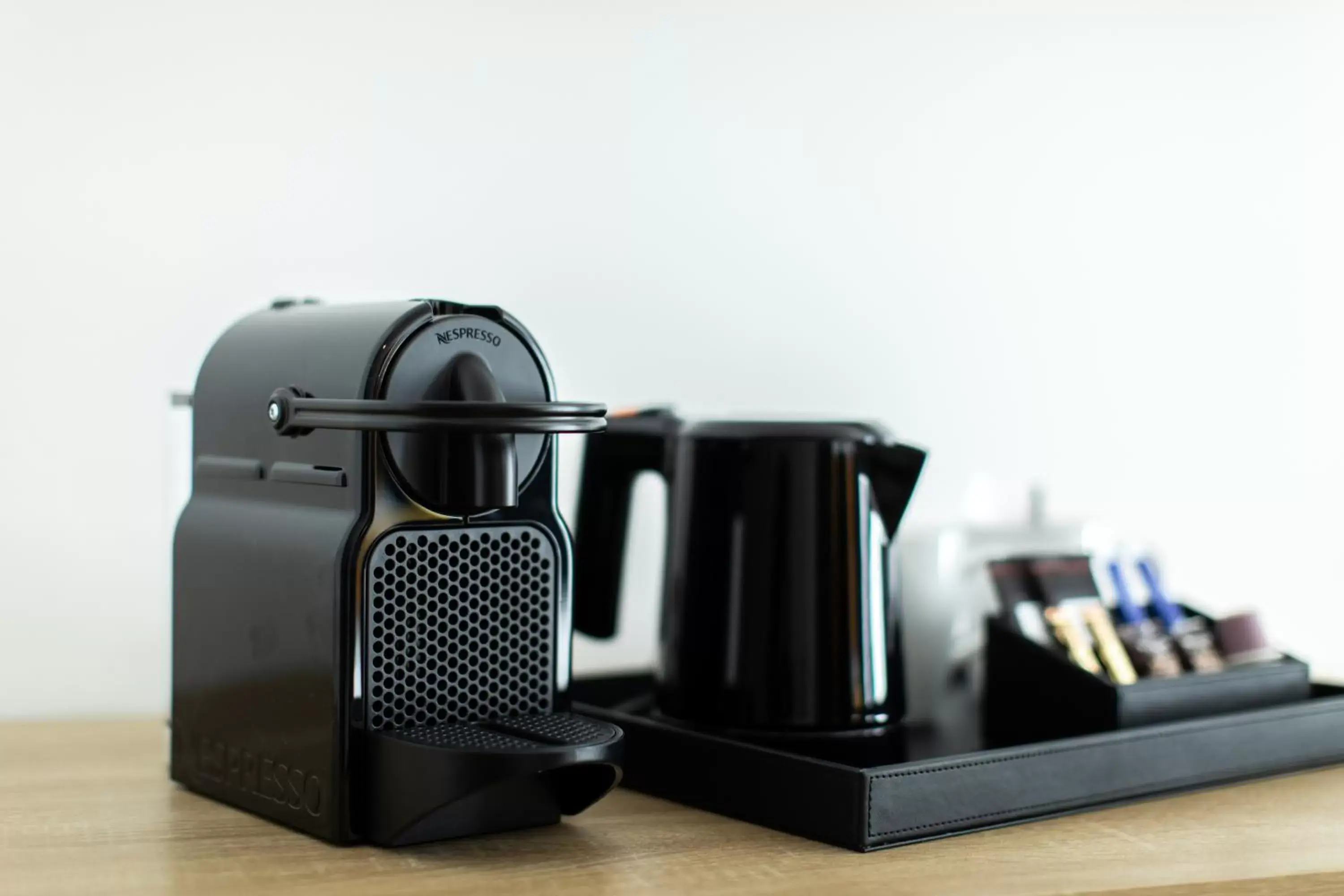 Coffee/Tea Facilities in Le Barracuda & Spa, Centre Port, pieds dans l'eau, vue mer