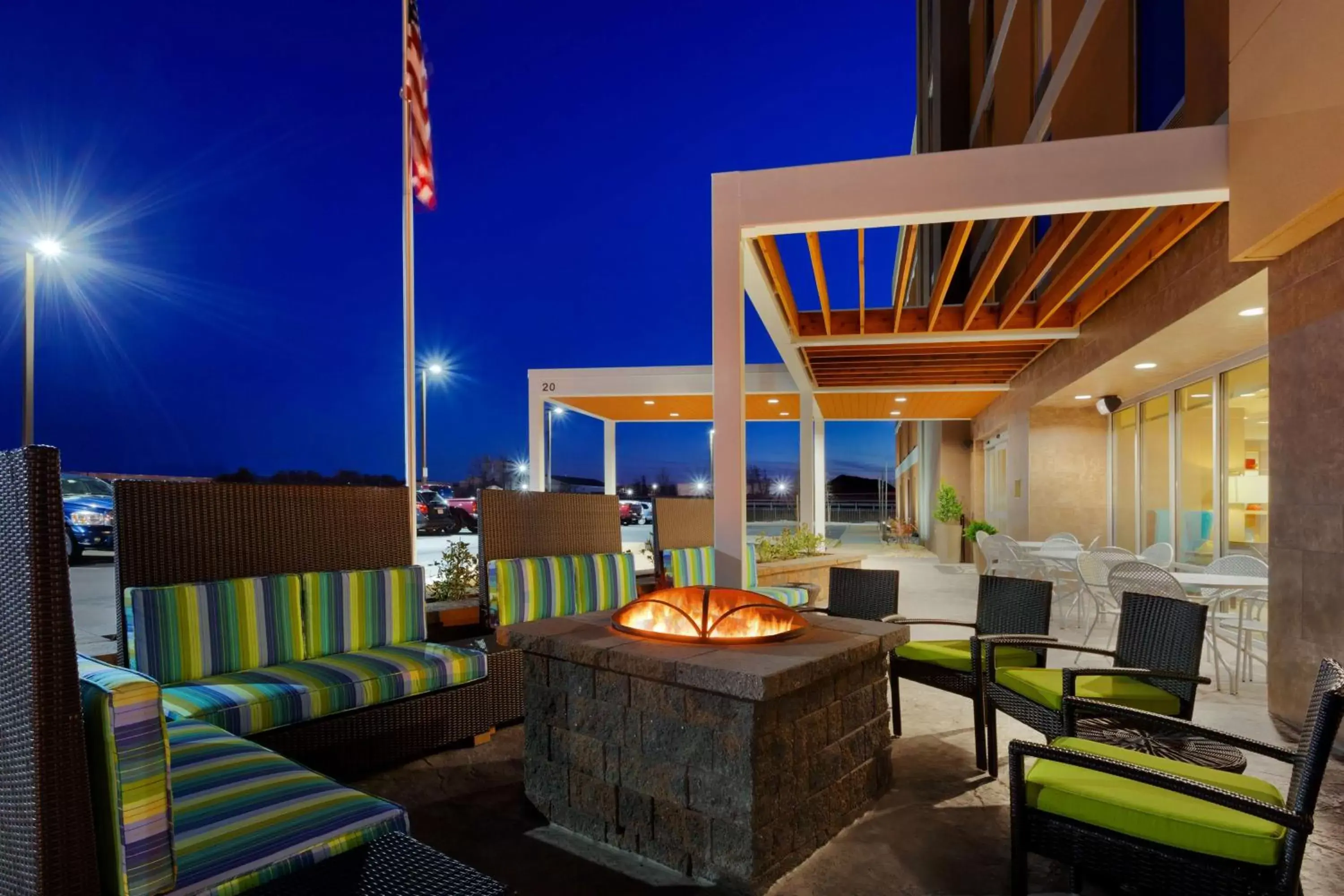 Patio in Home2 Suites by Hilton Baltimore/Aberdeen MD