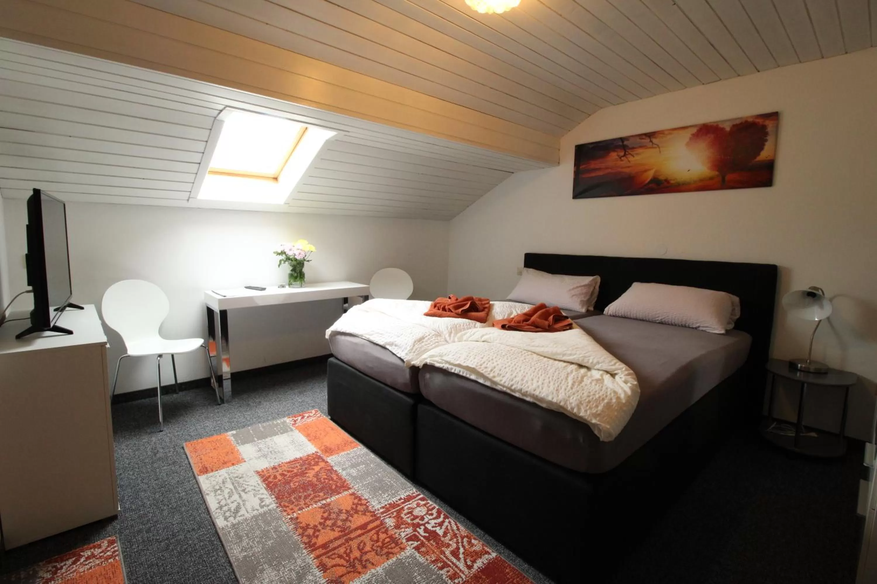 Photo of the whole room, Bed in Zur Auszeit