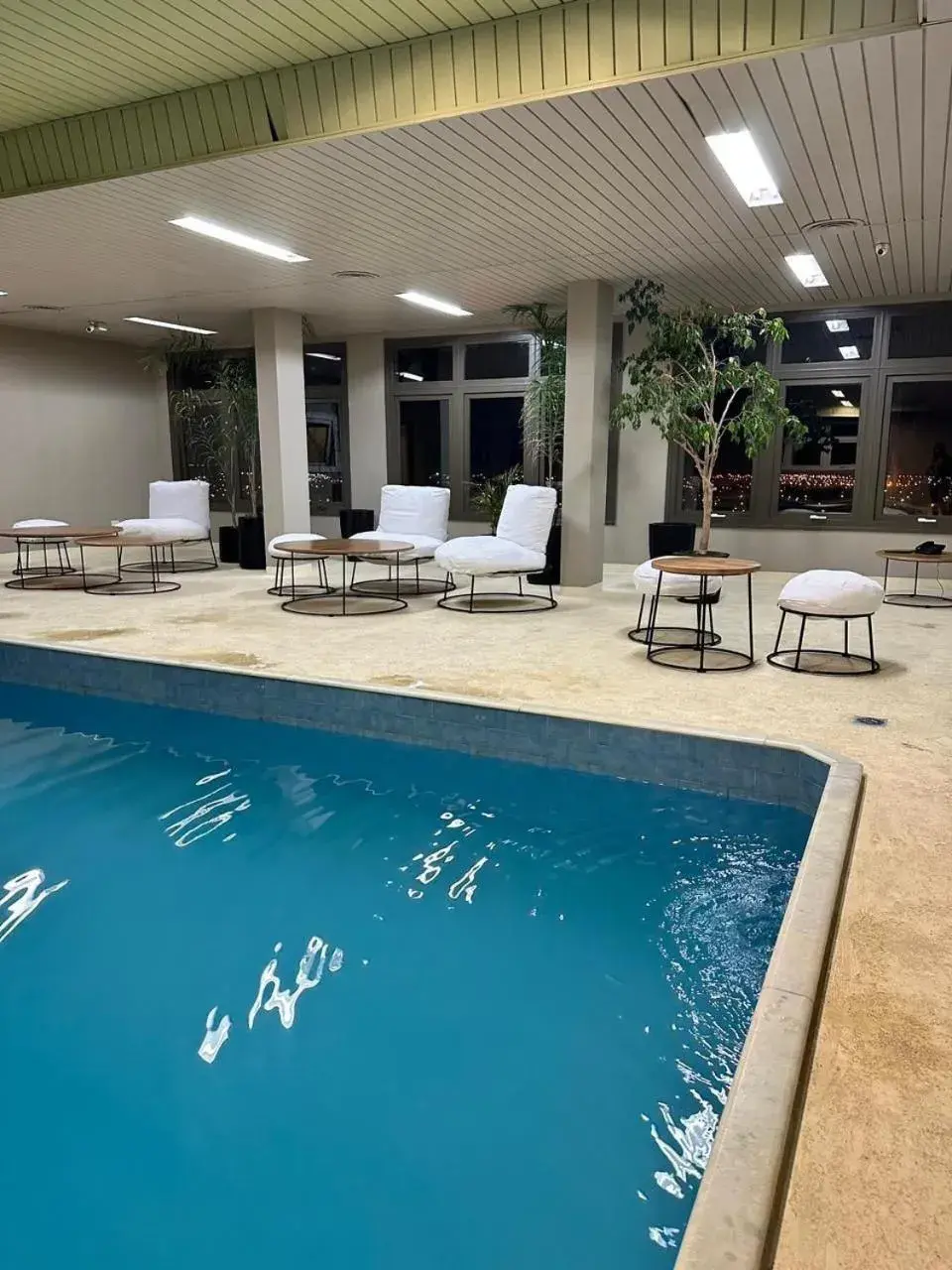 Swimming Pool in Hotel Rayentray Trelew