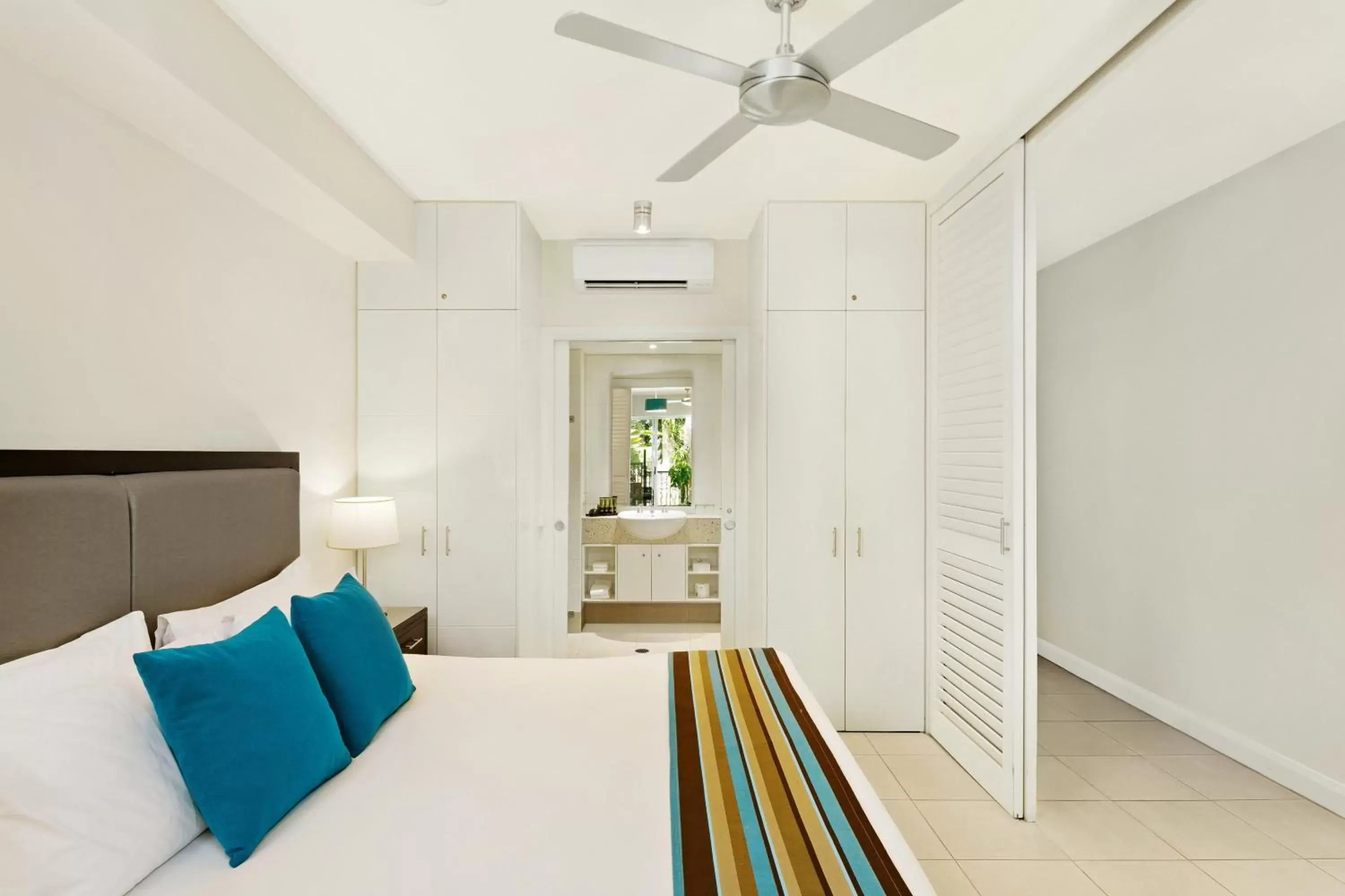 Bedroom in Peppers Beach Club & Spa