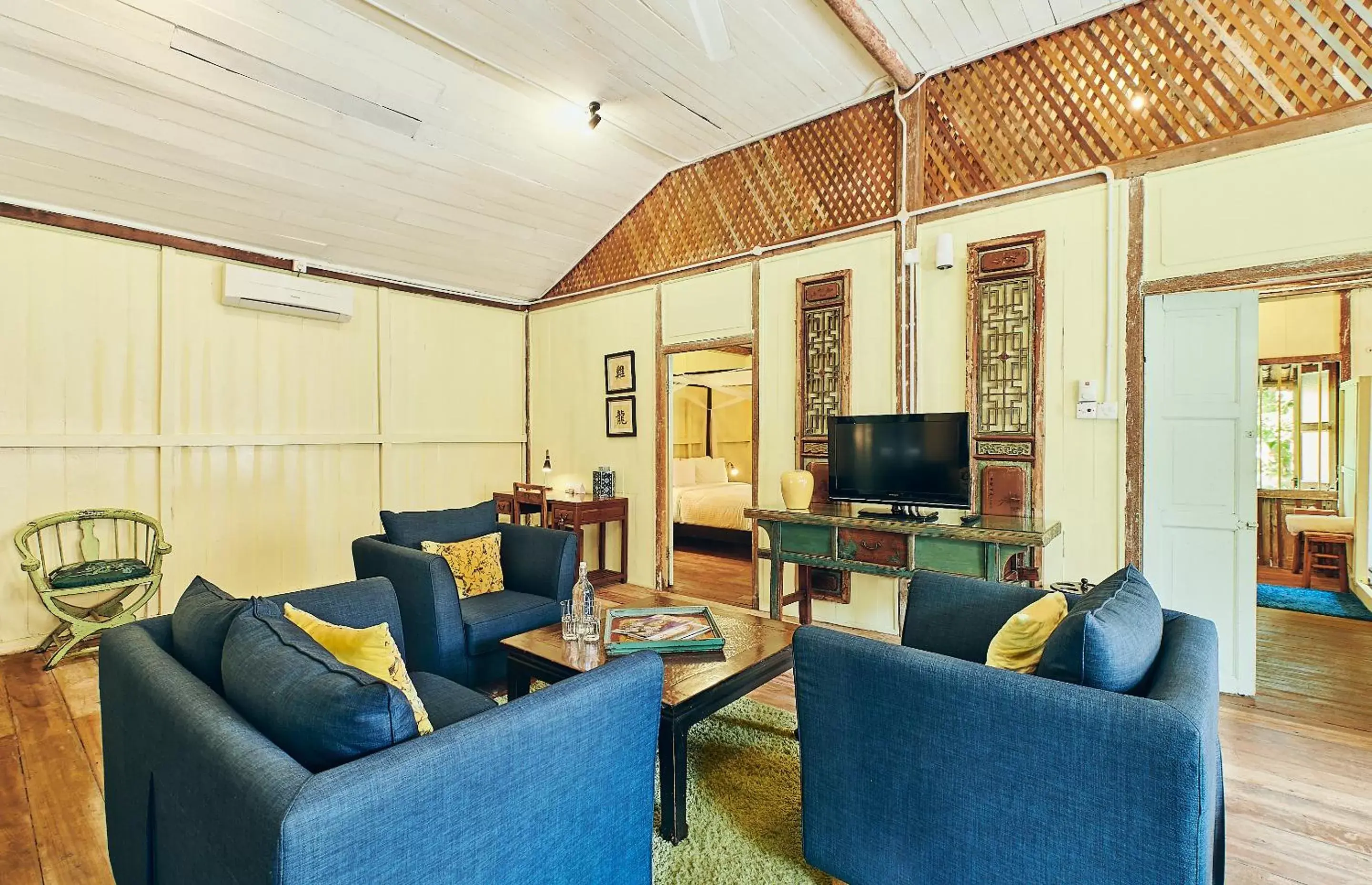 Living room in Temple Tree Resort