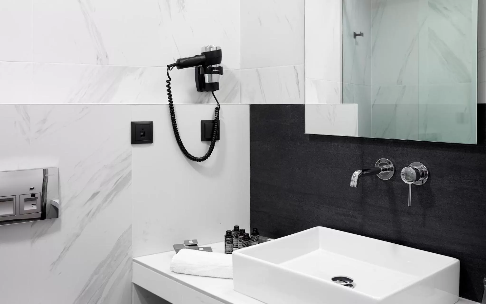 360Degrees Pop Art Hotel