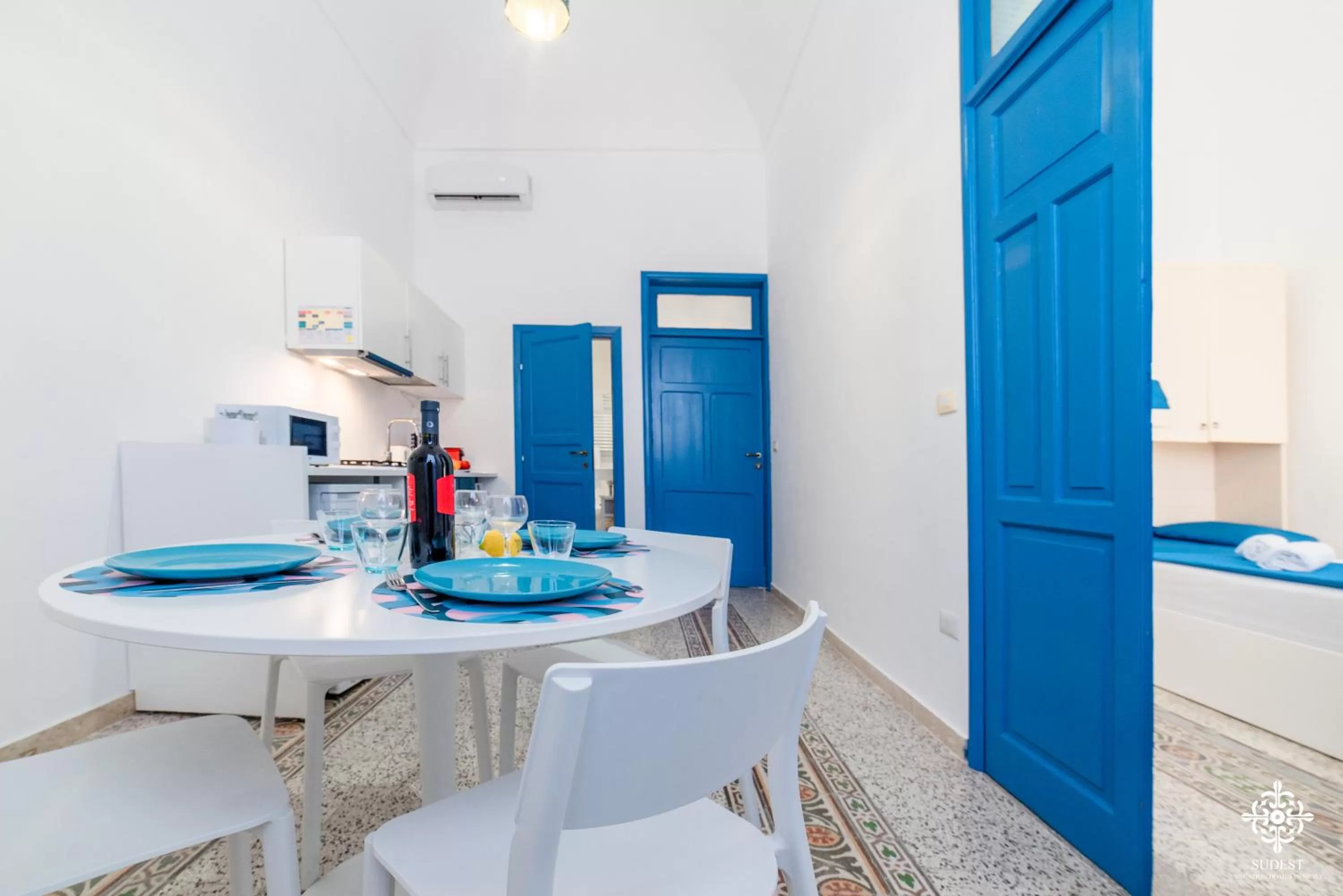 Dining area in LE 4 PERLE Apartments