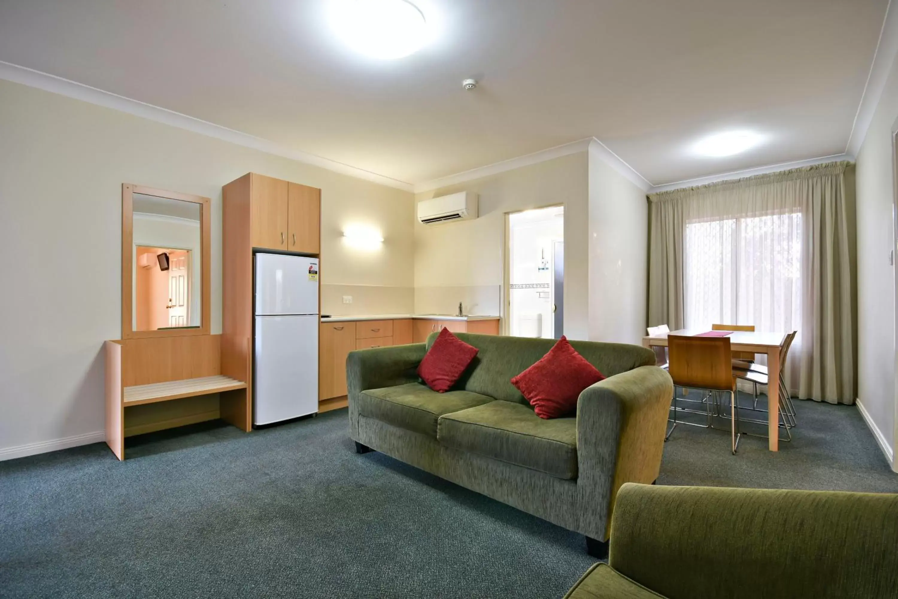 Seating Area in Abel Tasman Motor Inn