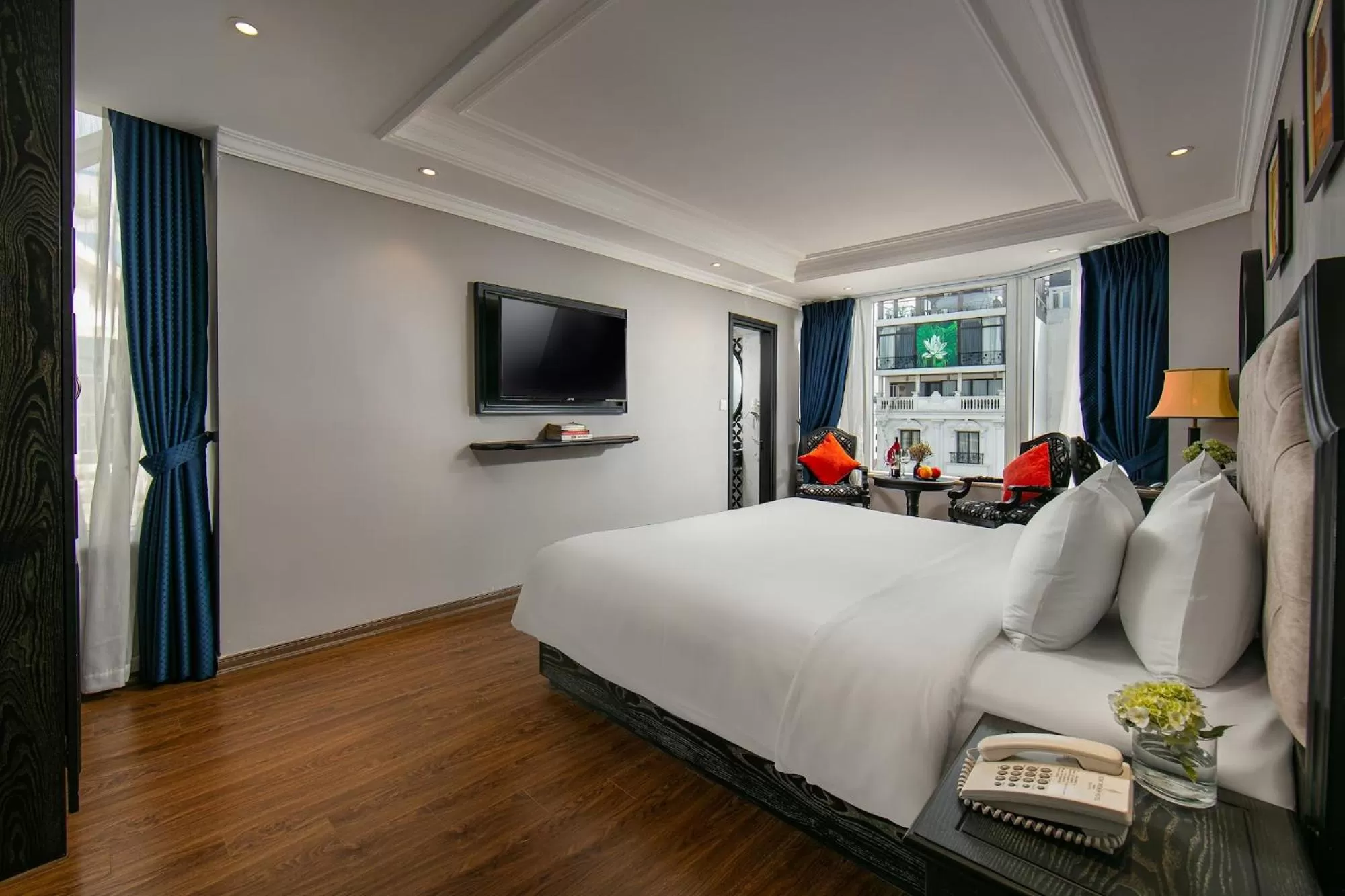 Bed in Scent Premium Hotel