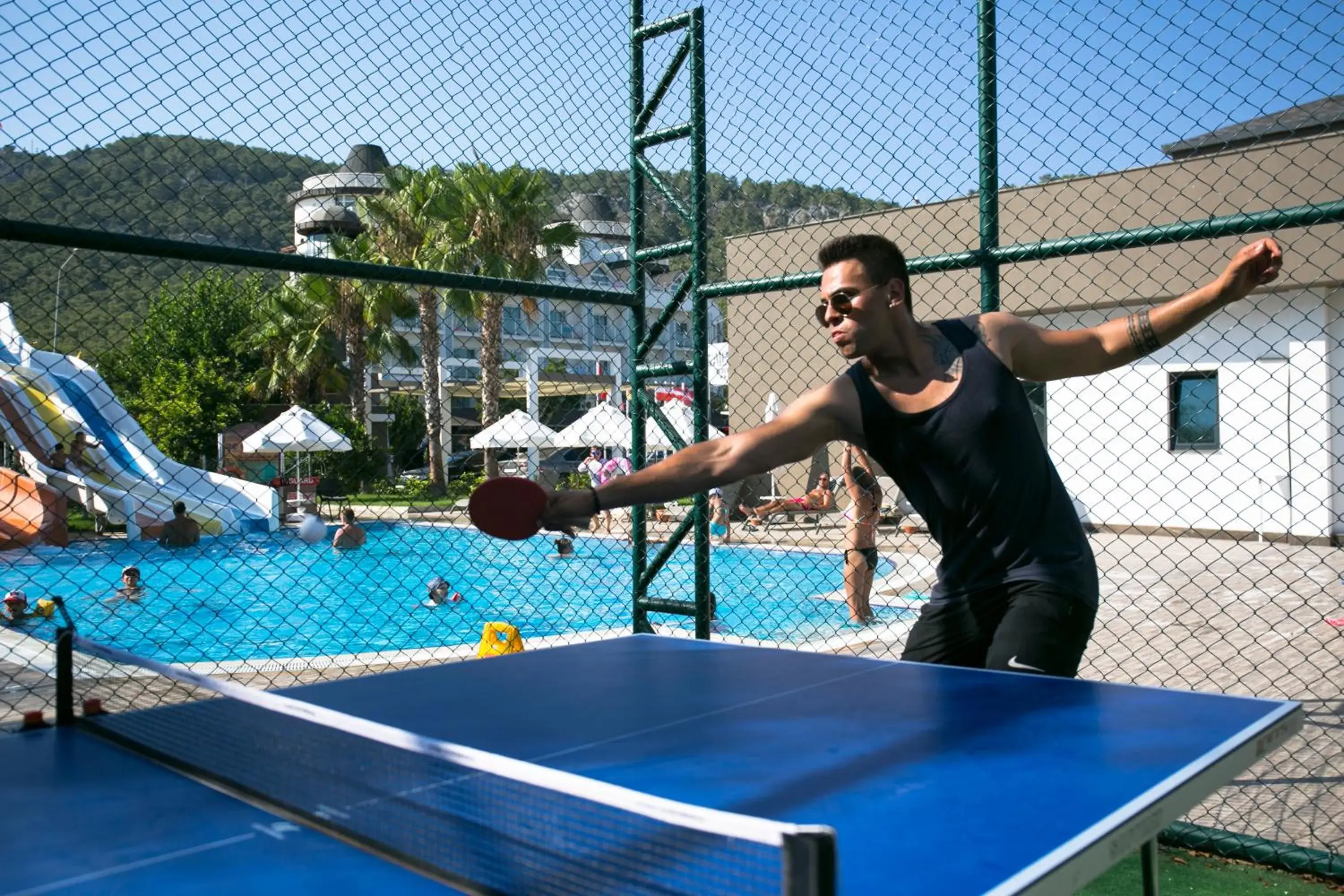 Activities, Table Tennis in Sailor's Beach Club