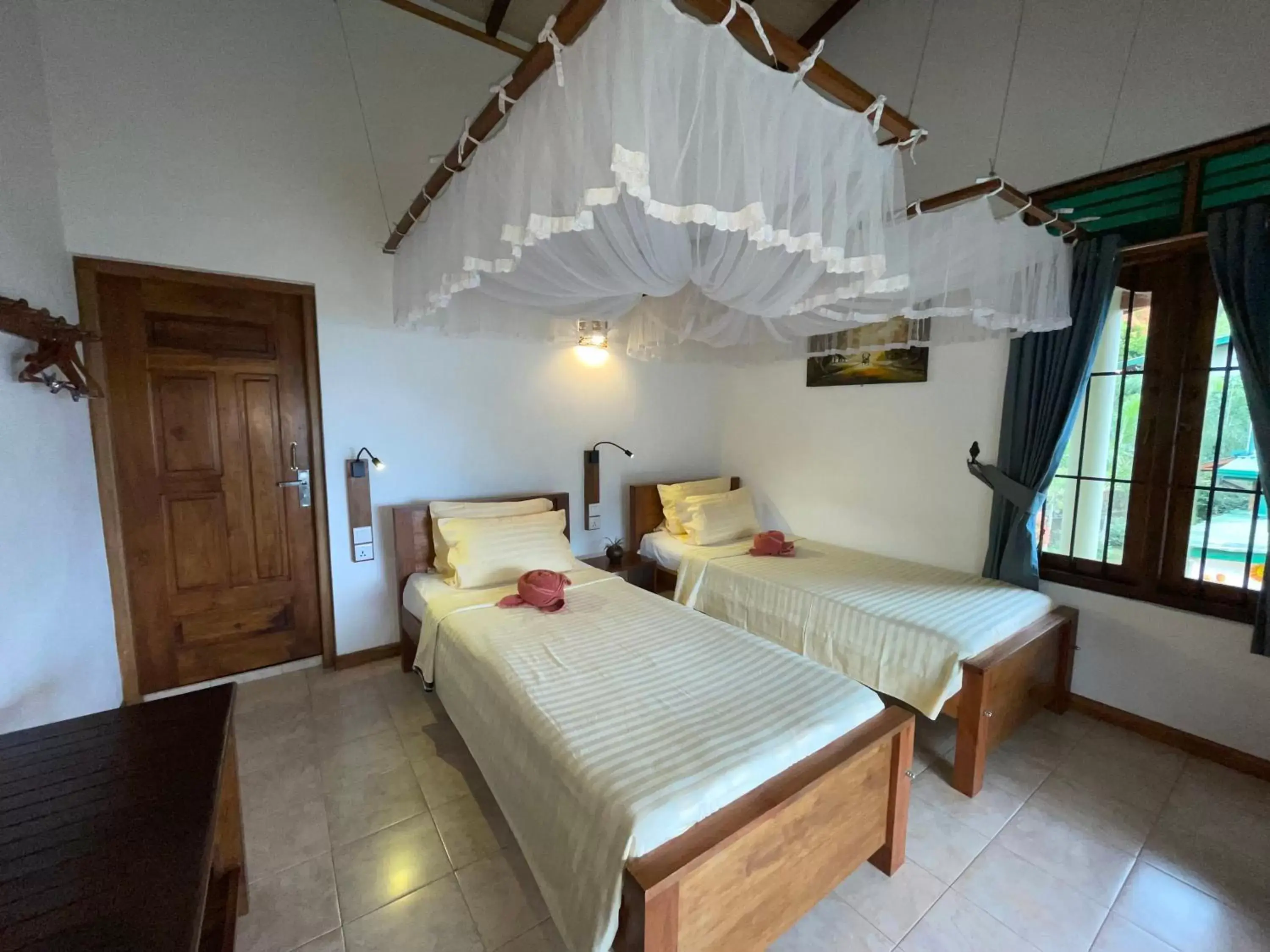 Standard Twin Room with Mountain View in Zion View Ella Green Retreat Standard Twin Room with Mountain View in Zion View Ella Green Retreat