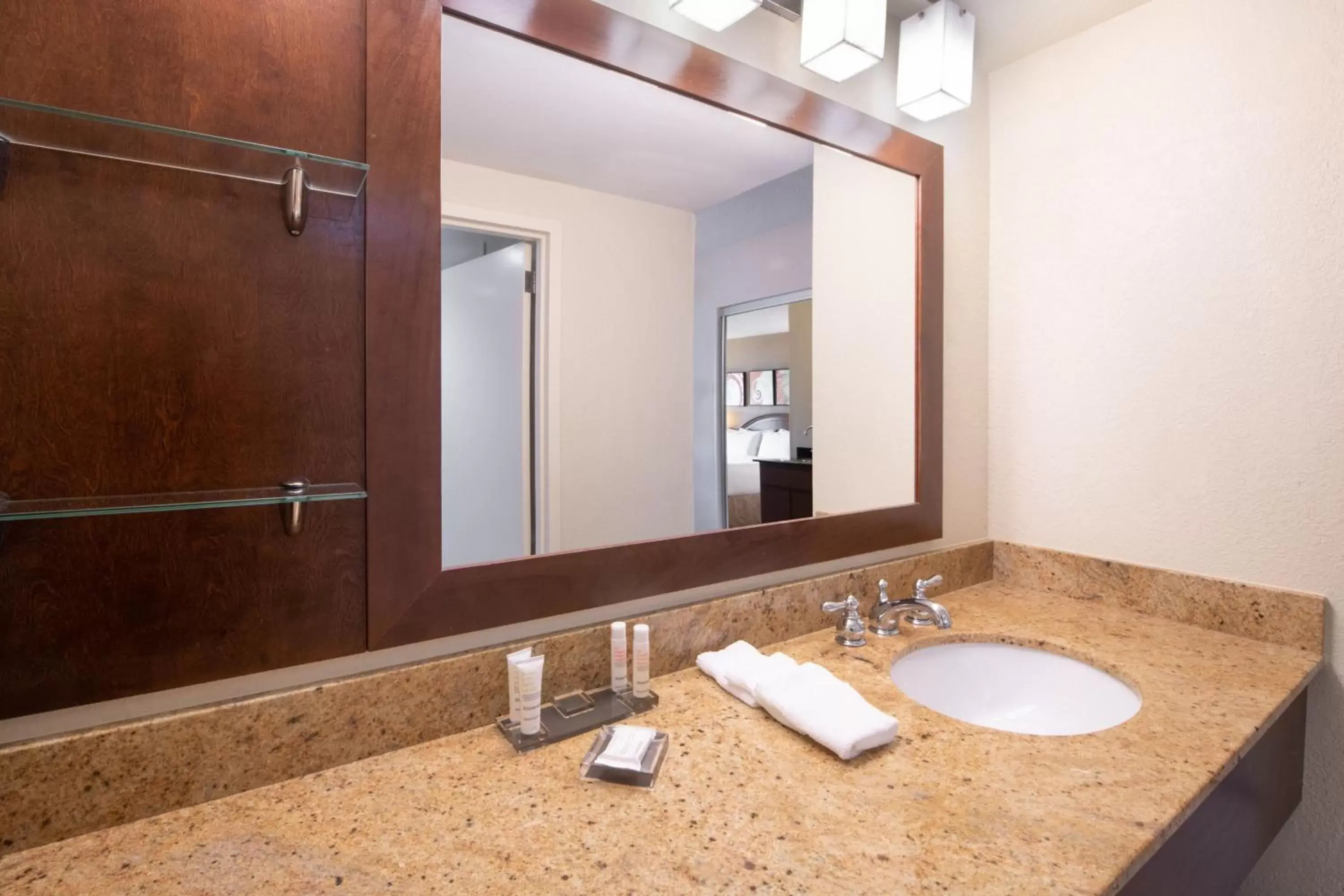 Bathroom in Marriott Hutchinson Island Beach Resort, Golf & Marina