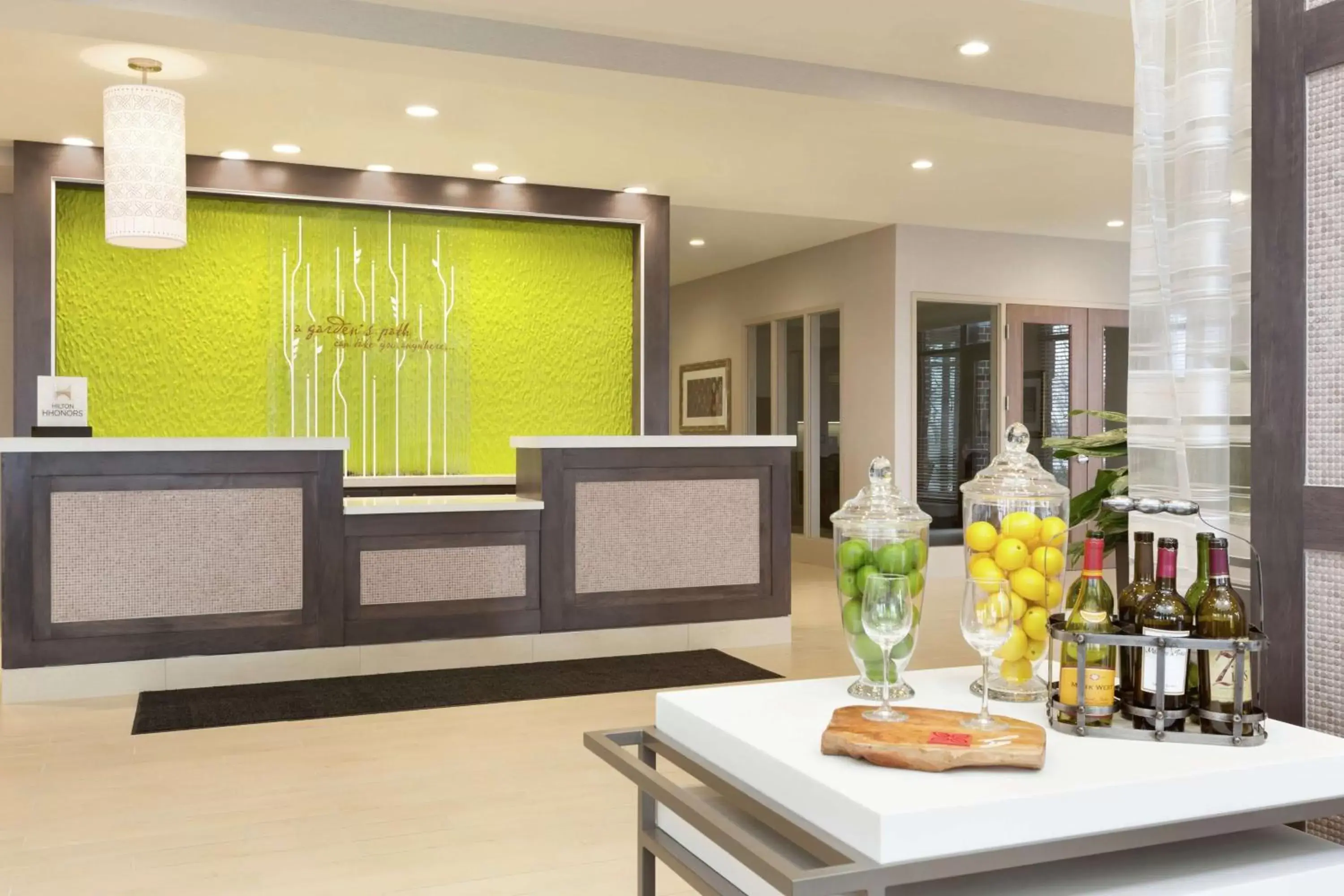 Lobby or reception in Hilton Garden Inn Pittsburgh Airport South-Robinson Mall