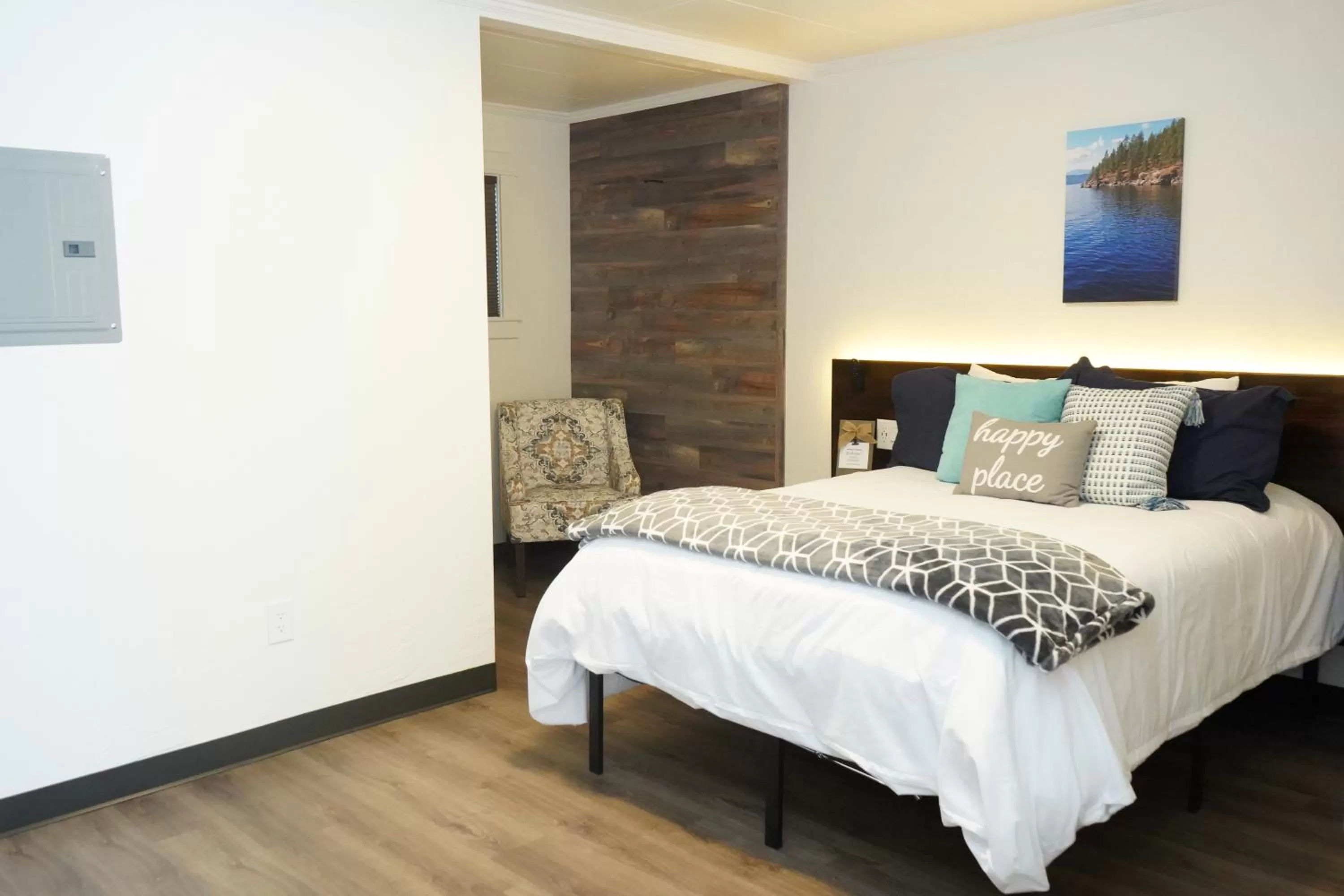 Other, Bed in North Idaho Inn