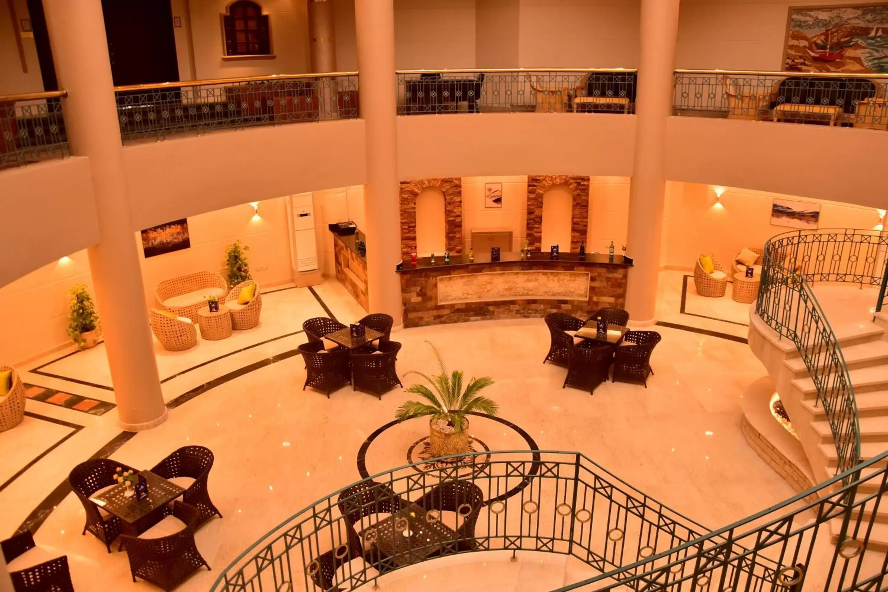 Lobby or reception, Lounge/Bar in Dive Inn Resort